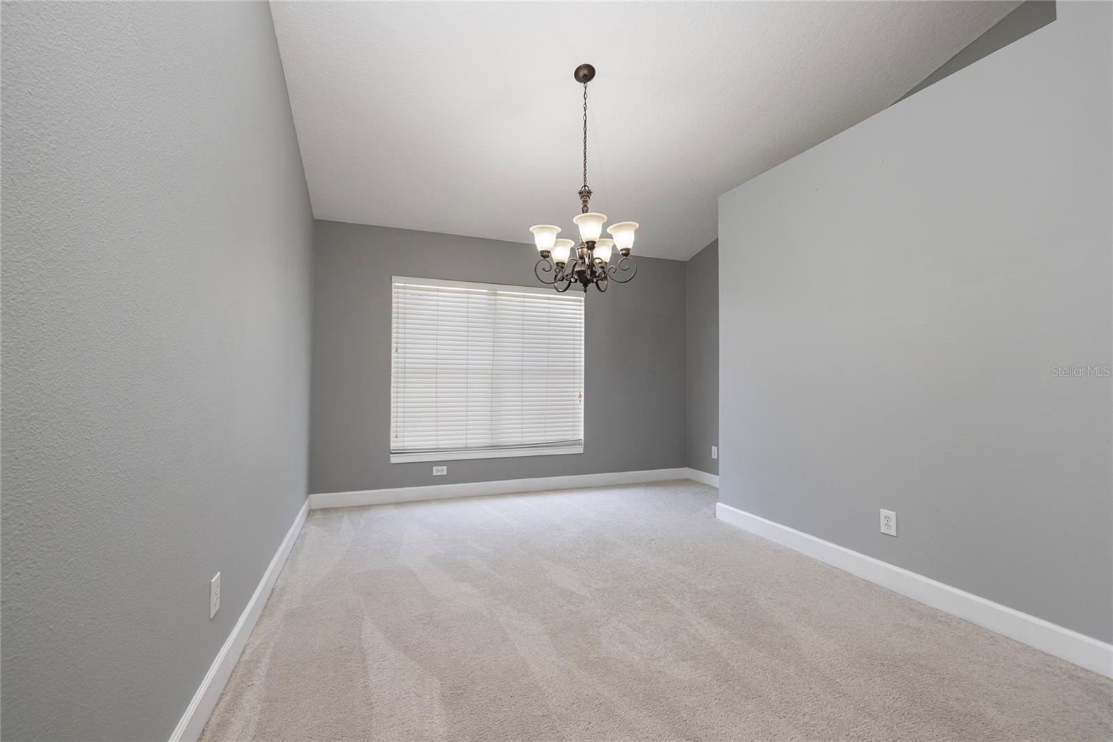 Image 13 of 45 For 219 Bay Arbor Boulevard