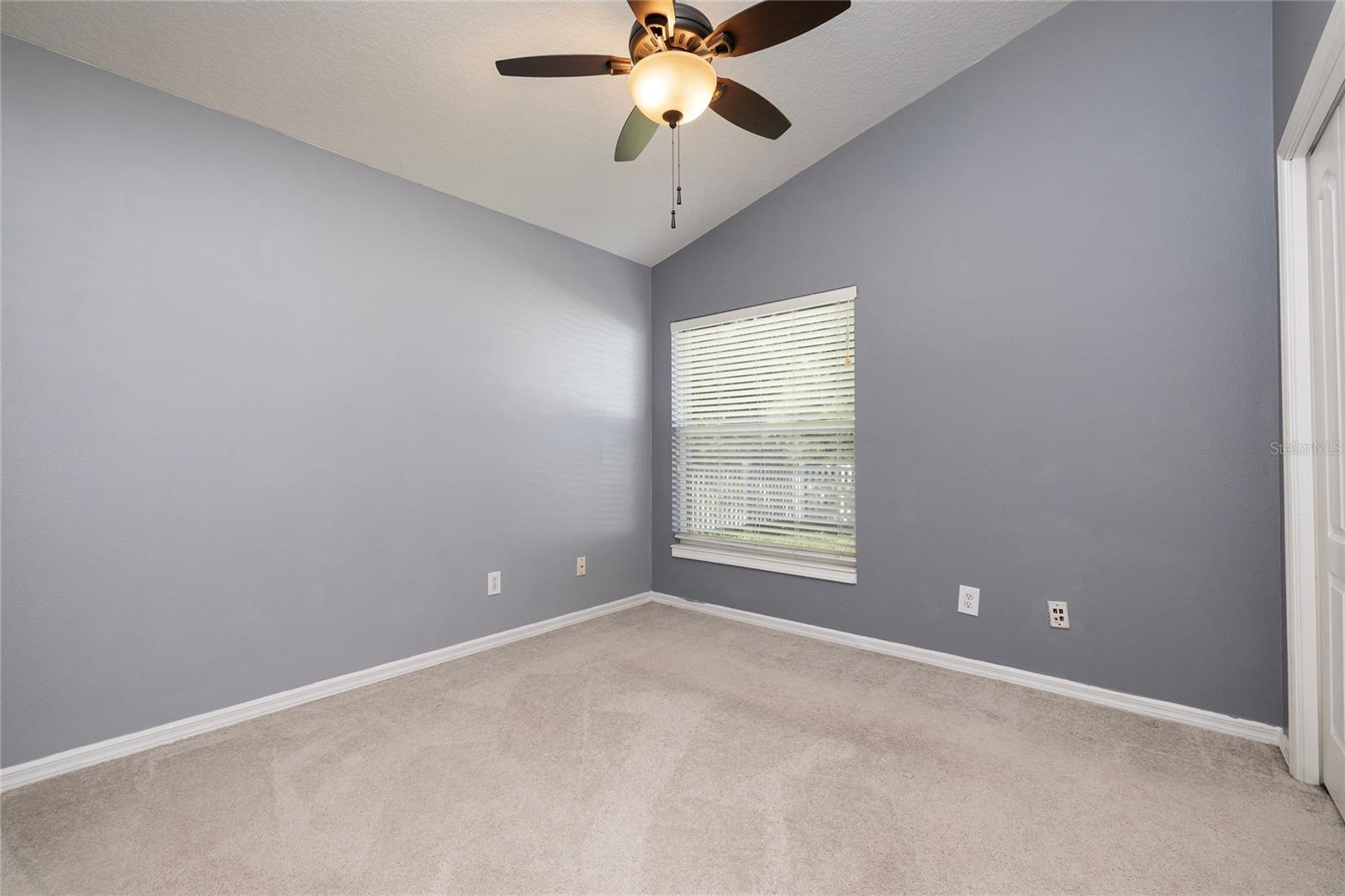 Image 22 of 45 For 219 Bay Arbor Boulevard