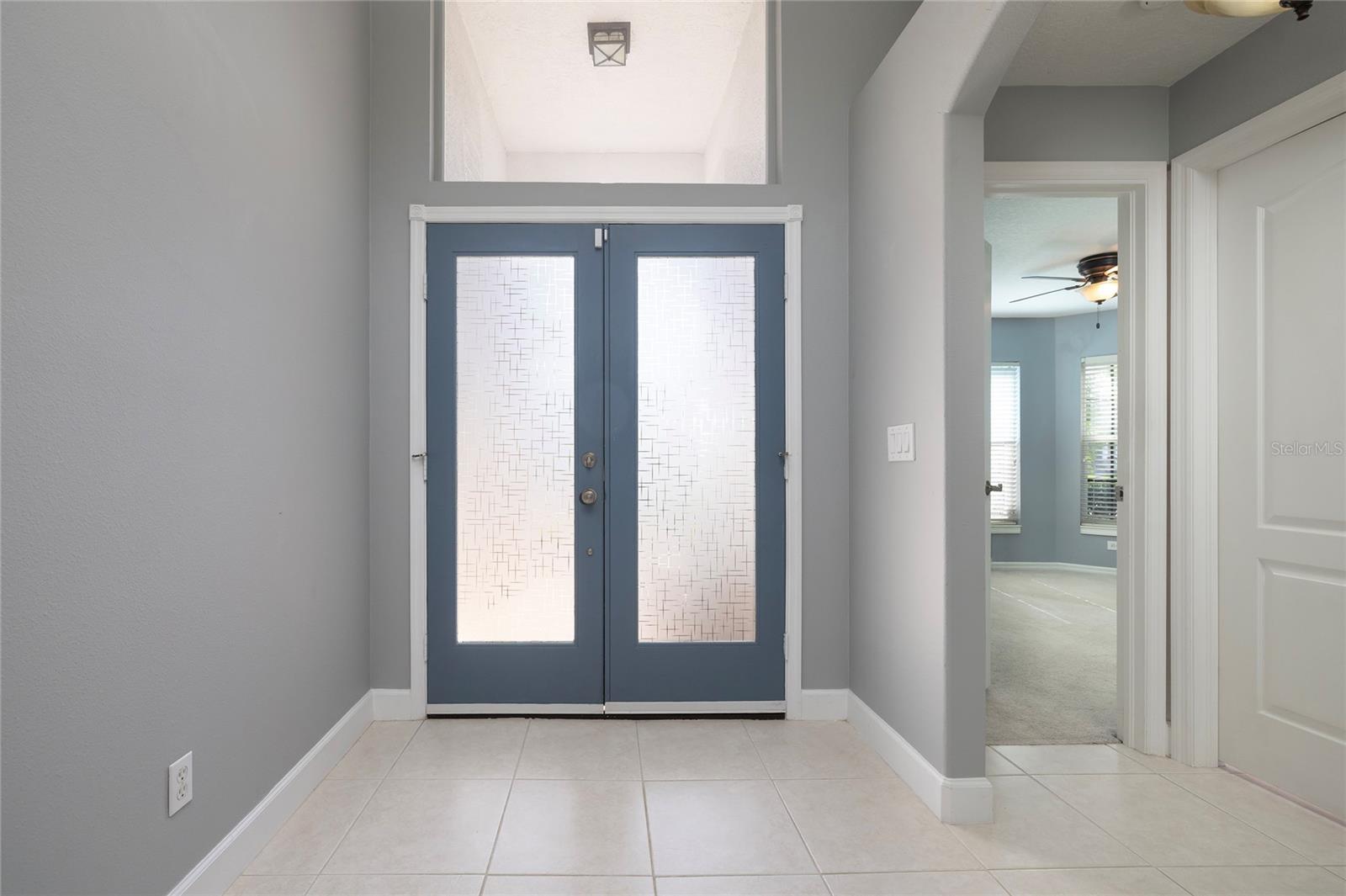 Image 3 of 45 For 219 Bay Arbor Boulevard