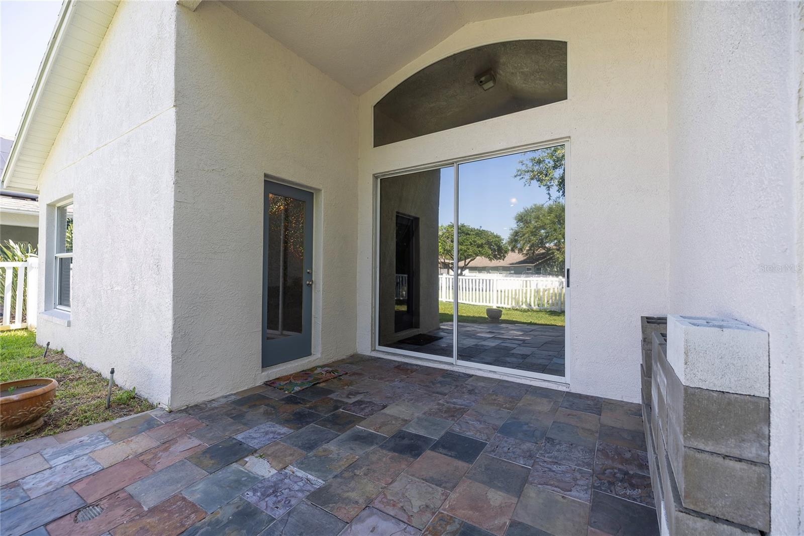 Image 32 of 45 For 219 Bay Arbor Boulevard