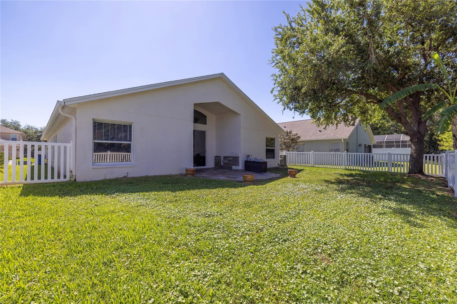 Image 34 of 45 For 219 Bay Arbor Boulevard