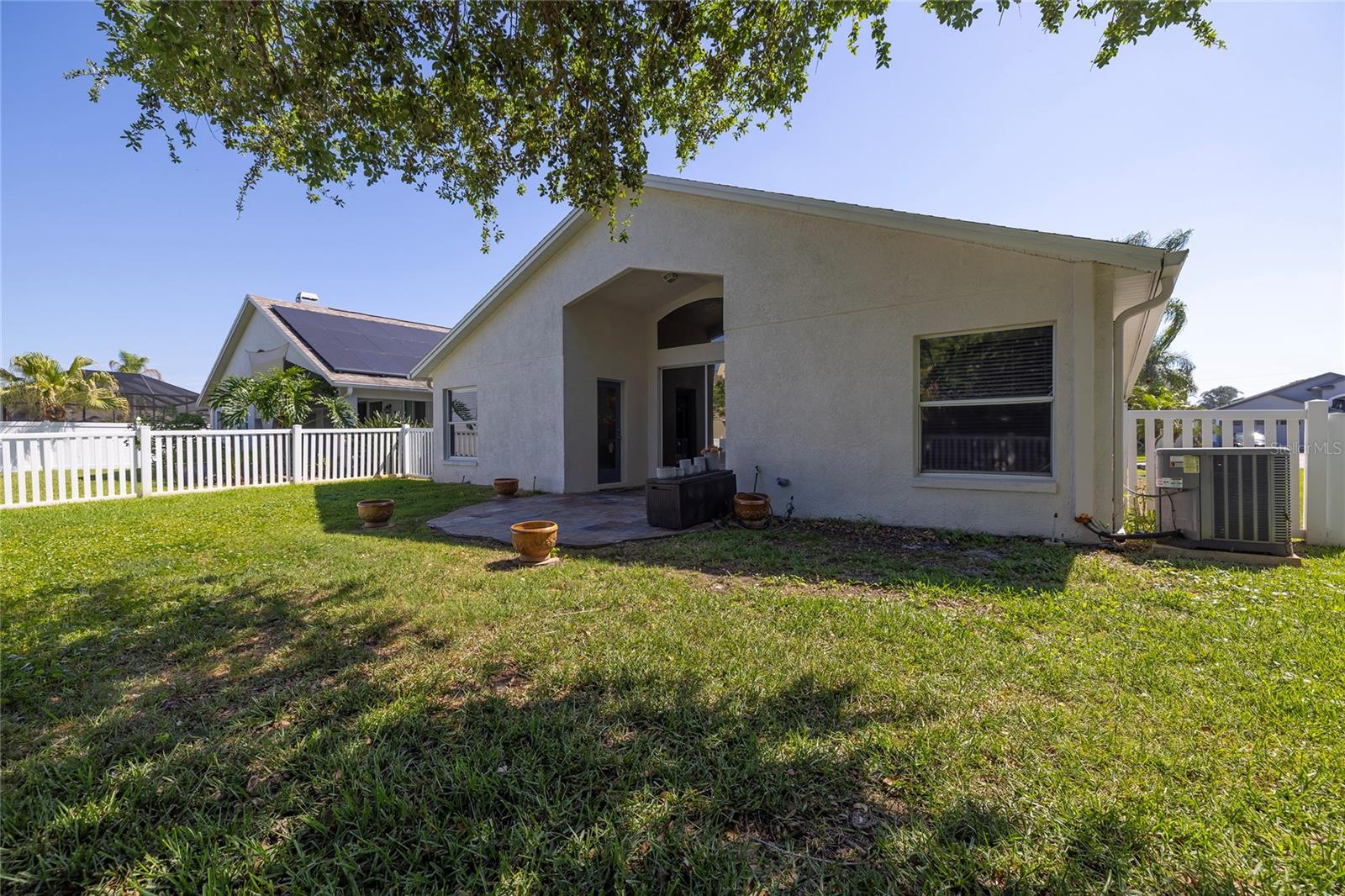 Image 35 of 45 For 219 Bay Arbor Boulevard