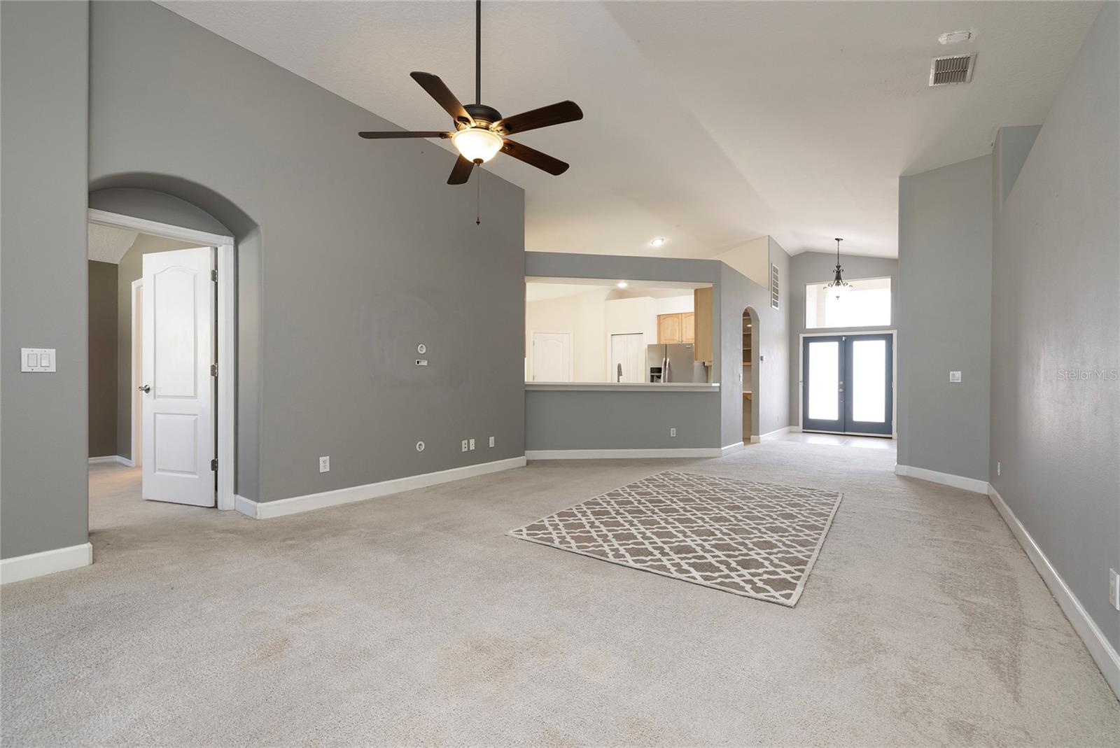 Image 6 of 45 For 219 Bay Arbor Boulevard