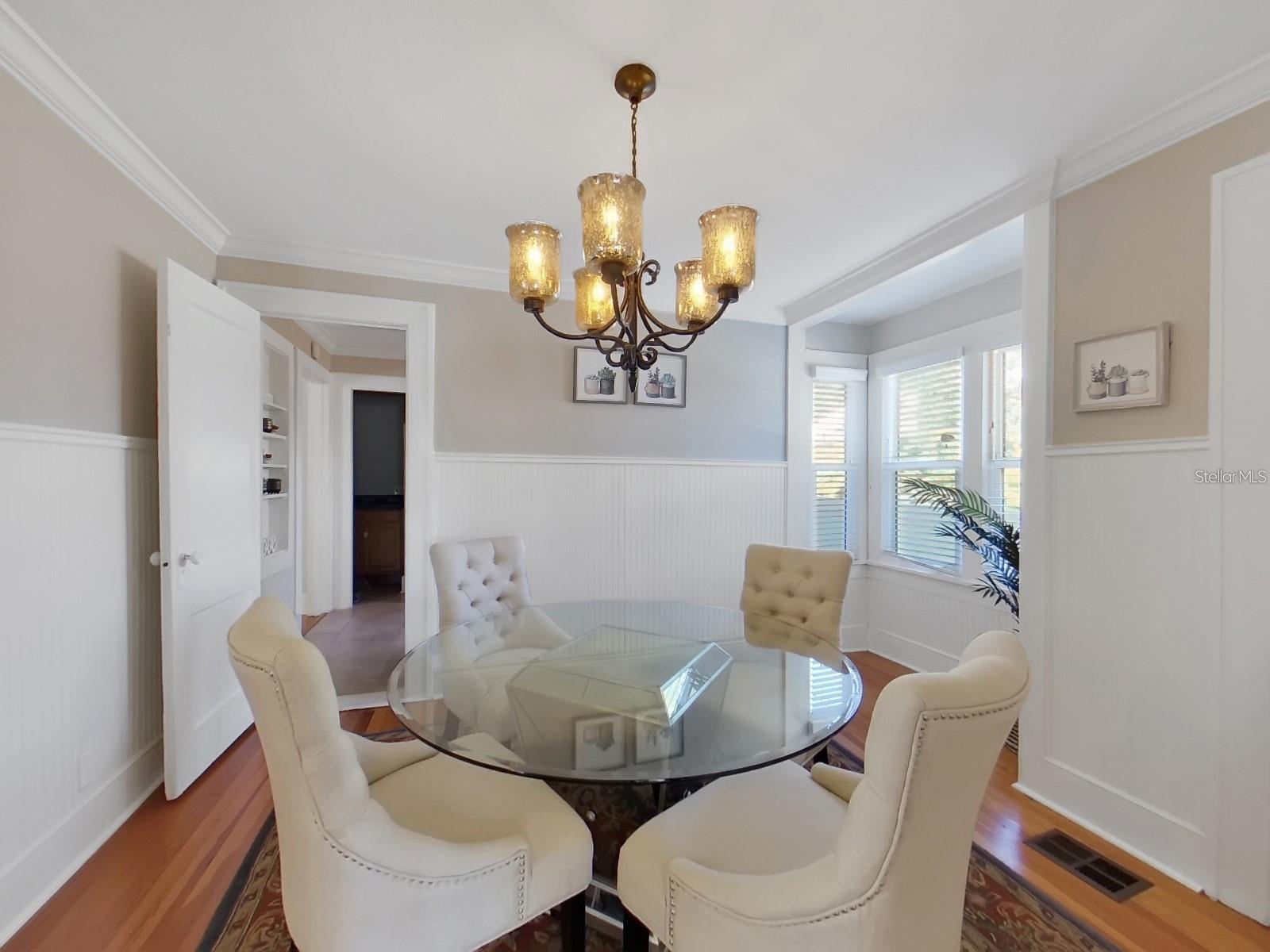 Image 12 of 32 For 614 8th Street N