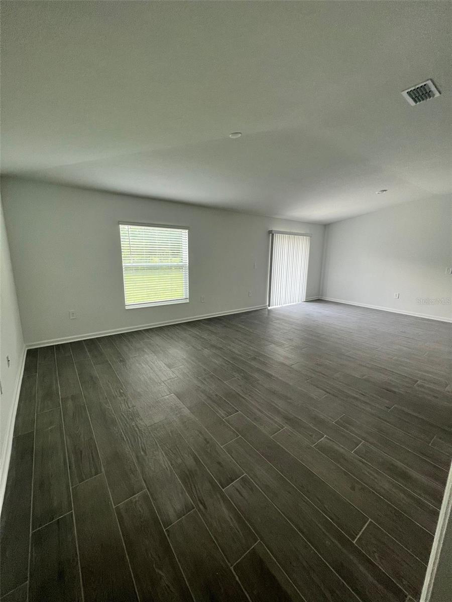 Image 11 of 14 For 34000 Sky Blossom Circle