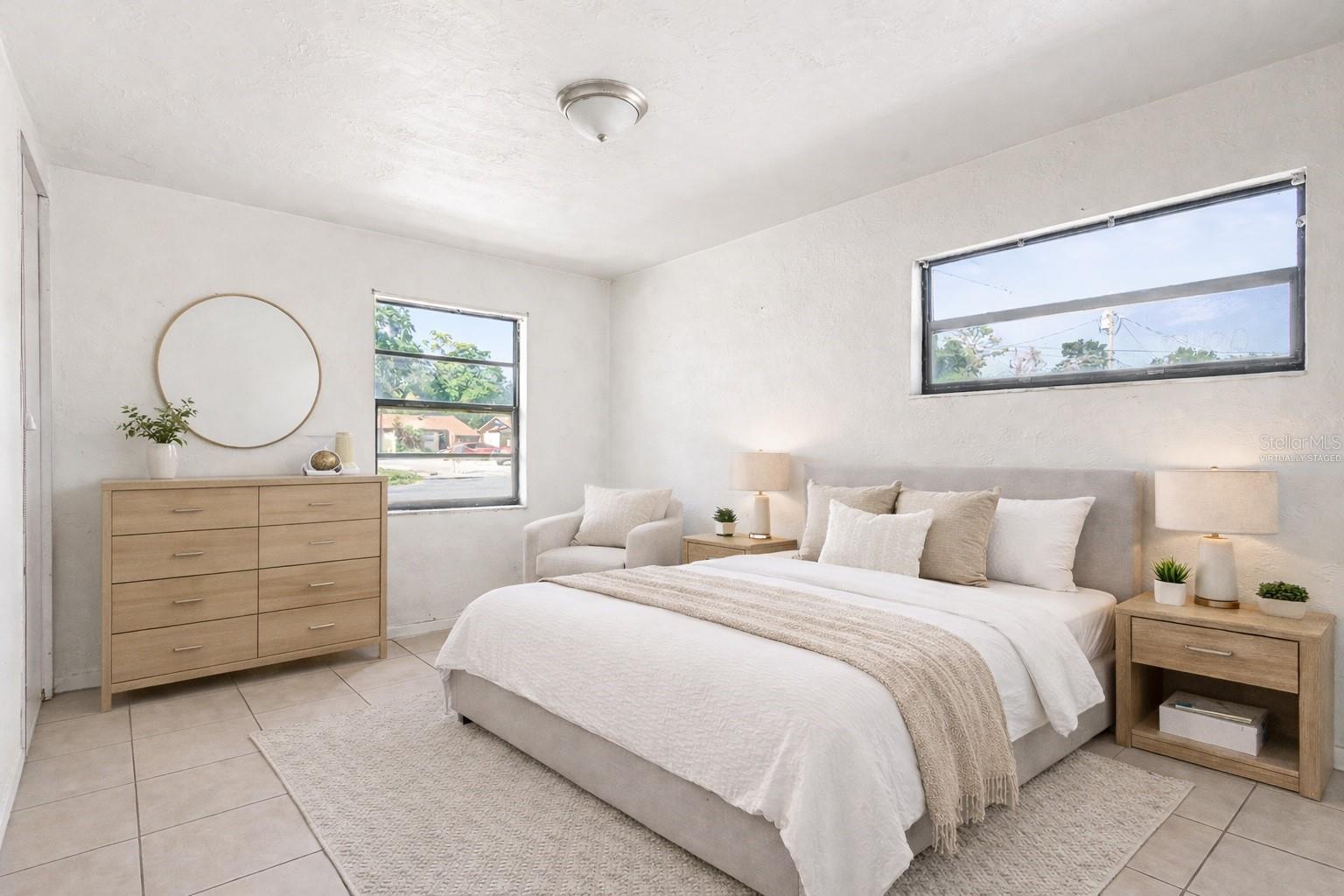 Image 4 of 33 For 34 21st Place