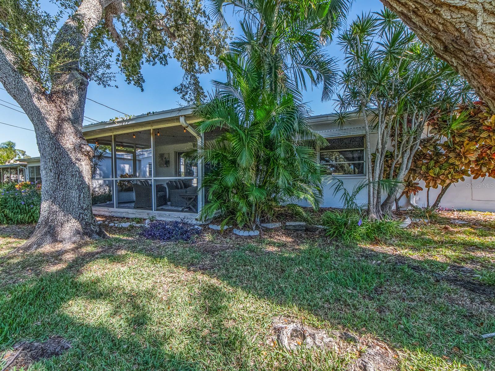 Image 36 of 39 For 9234 141st Street