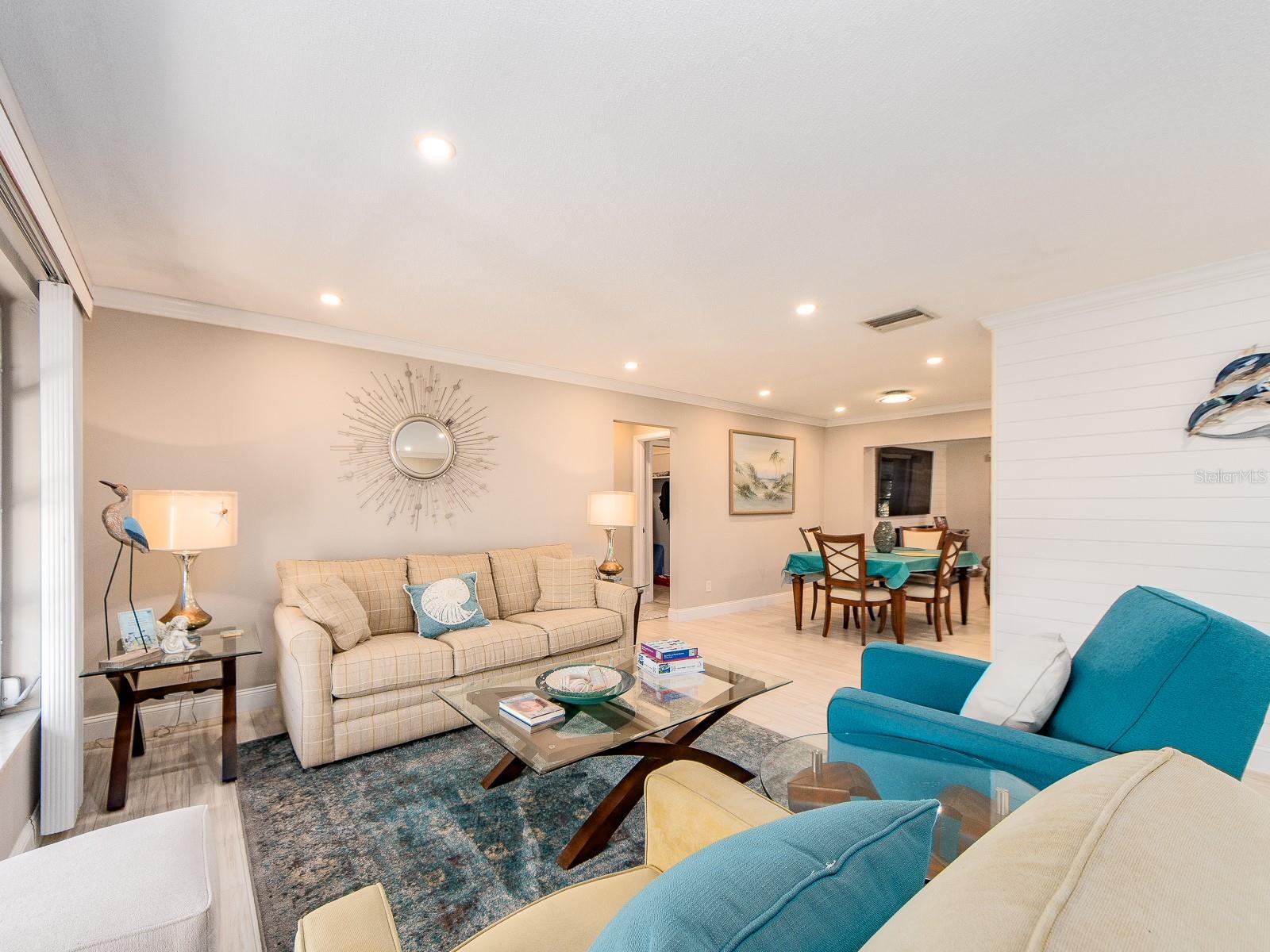 Image 8 of 39 For 9234 141st Street