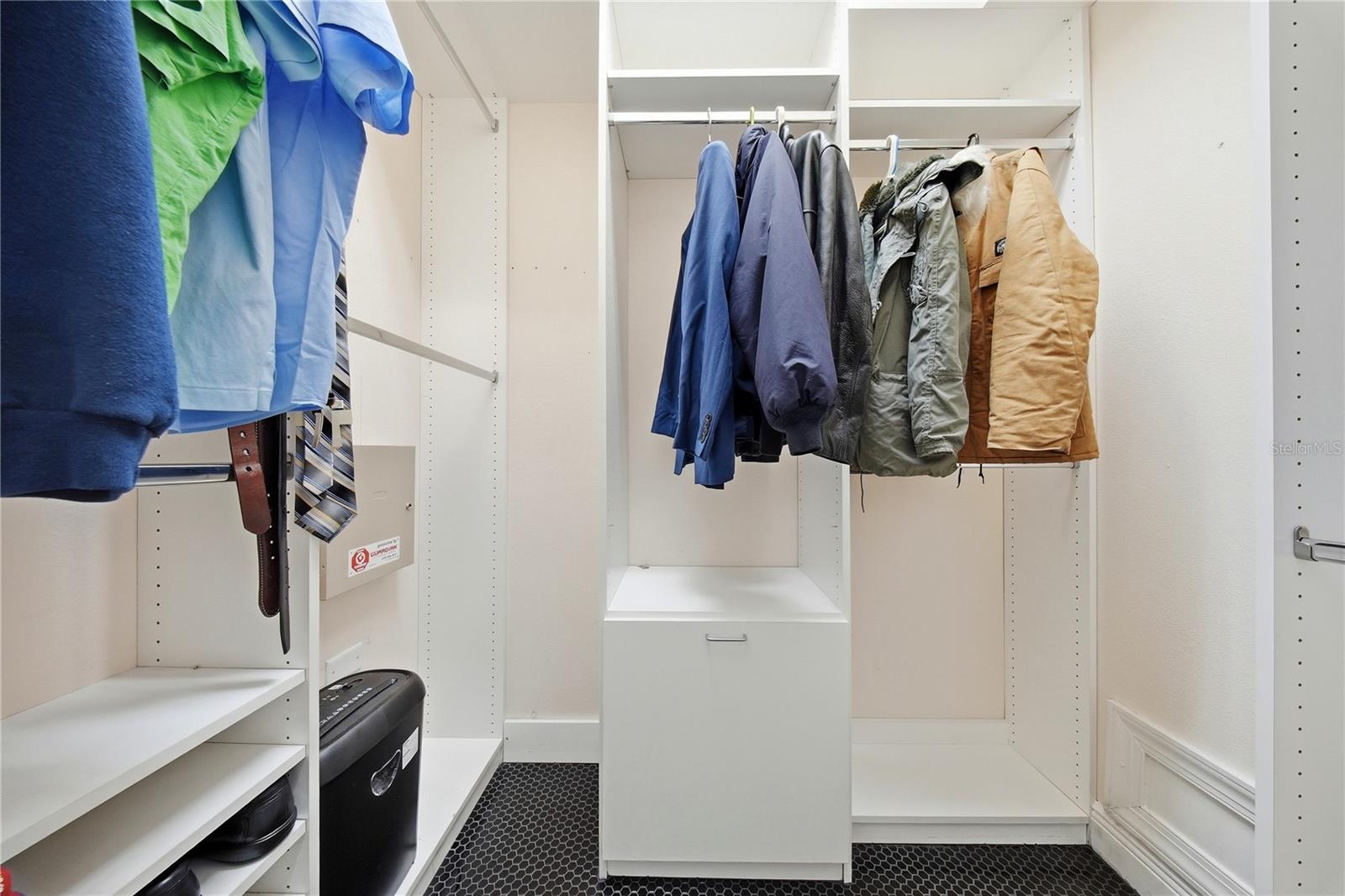 Image 31 of 62 For 510 Mirabay Boulevard