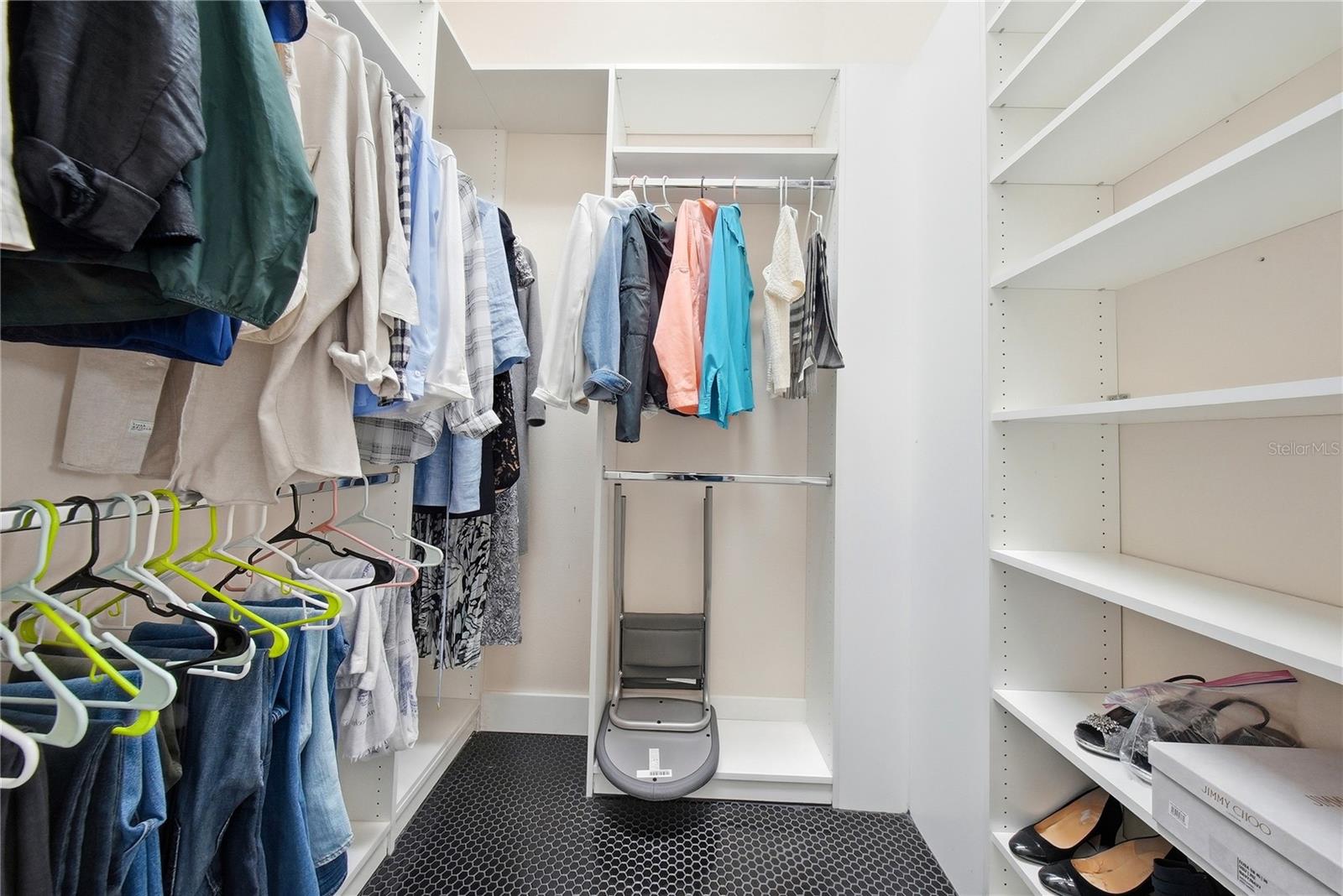 Image 32 of 62 For 510 Mirabay Boulevard