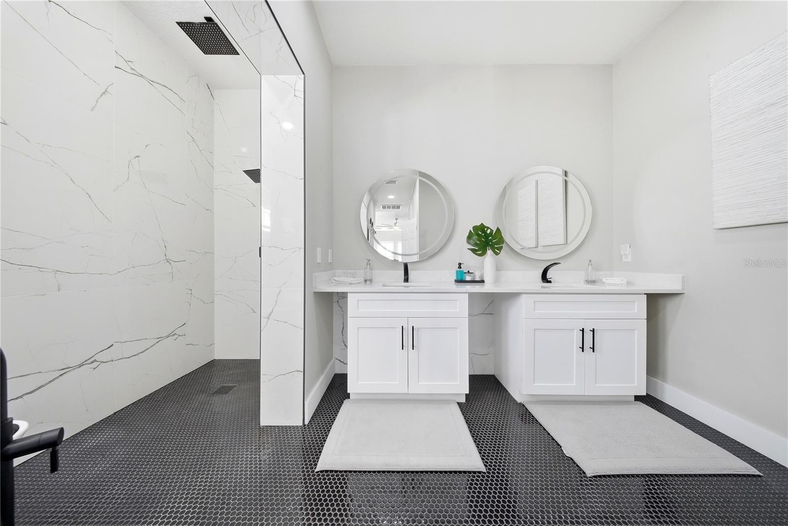 Image 35 of 62 For 510 Mirabay Boulevard