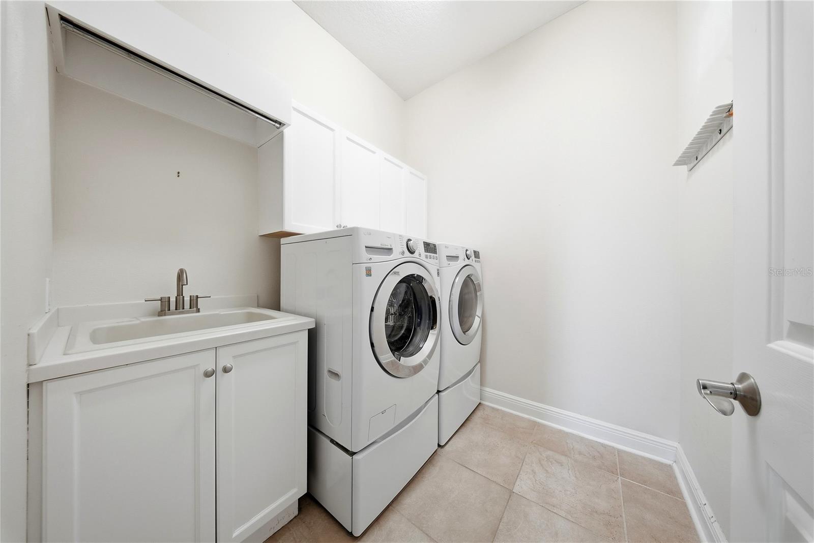 Image 49 of 62 For 510 Mirabay Boulevard