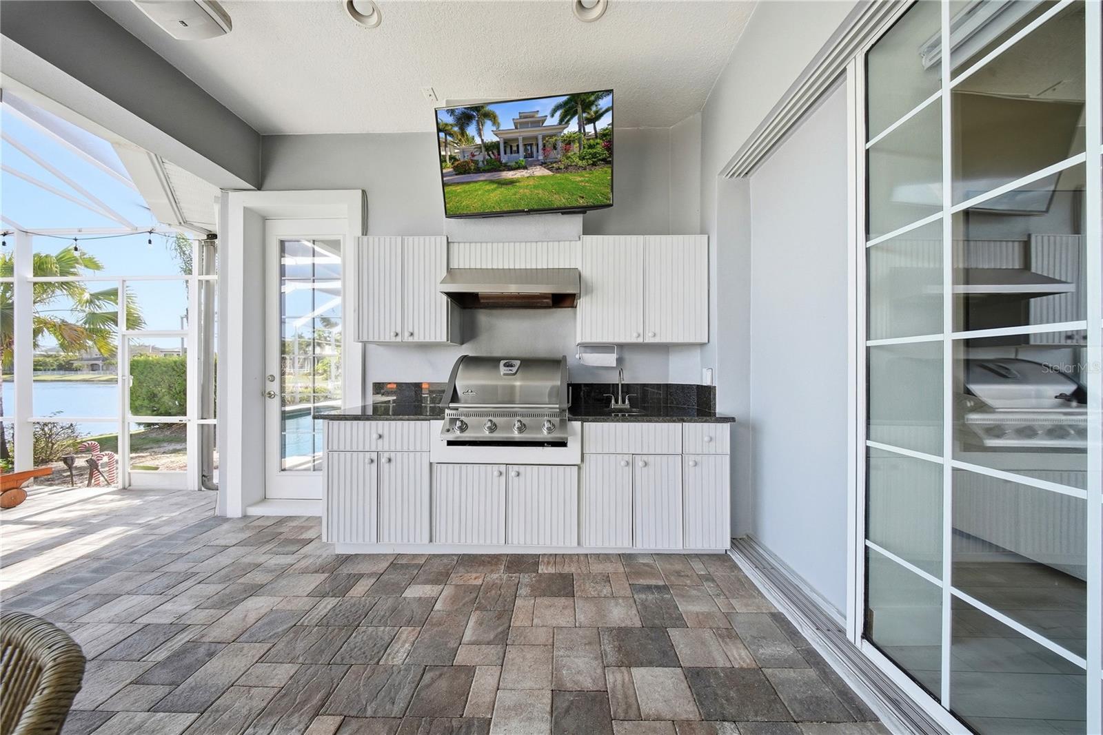 Image 50 of 62 For 510 Mirabay Boulevard