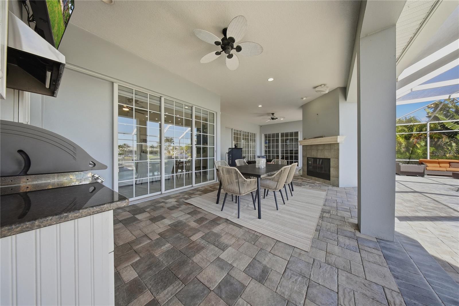 Image 51 of 62 For 510 Mirabay Boulevard