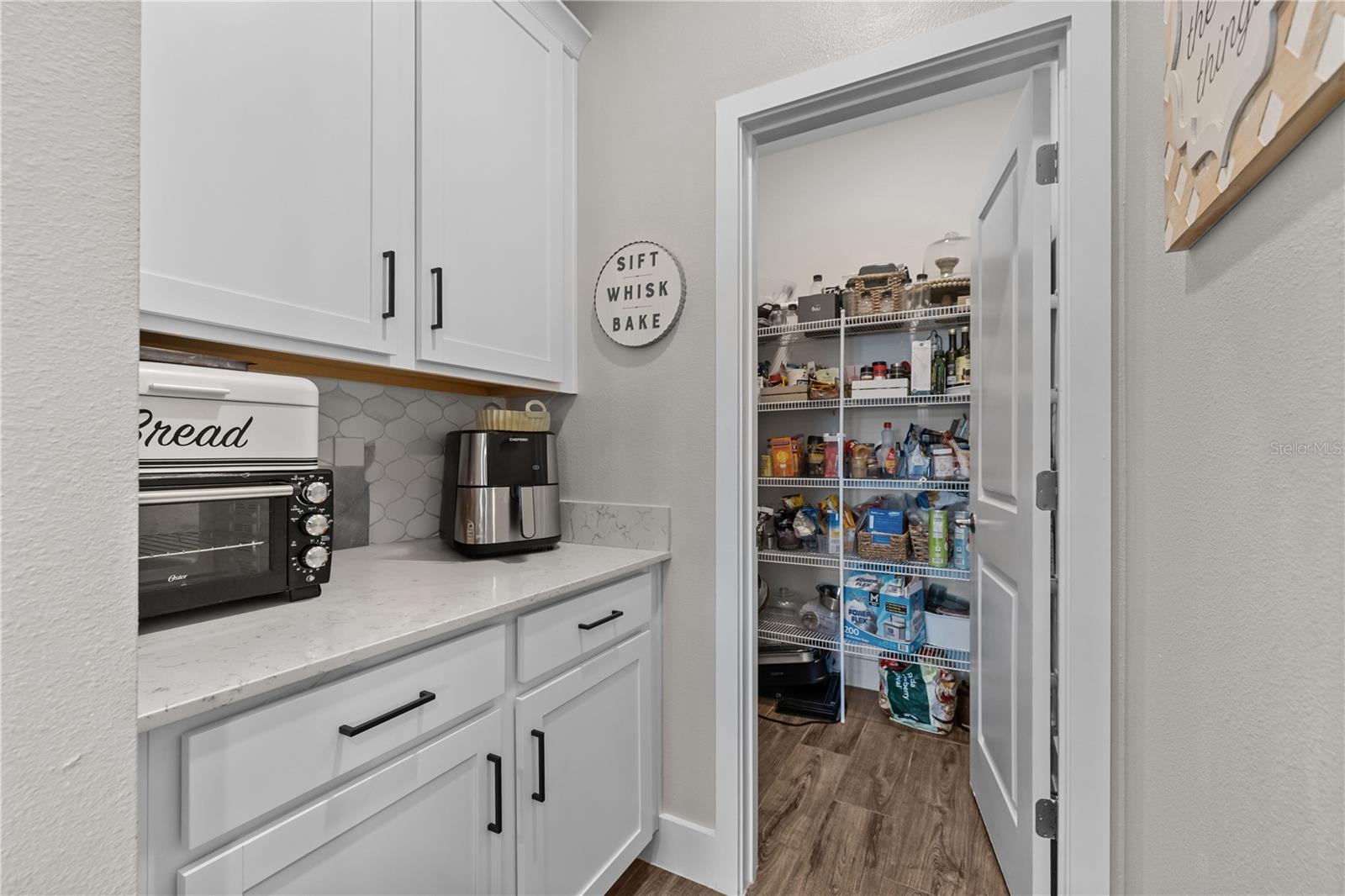 Image 9 of 43 For 2735 Yellowhammer Way