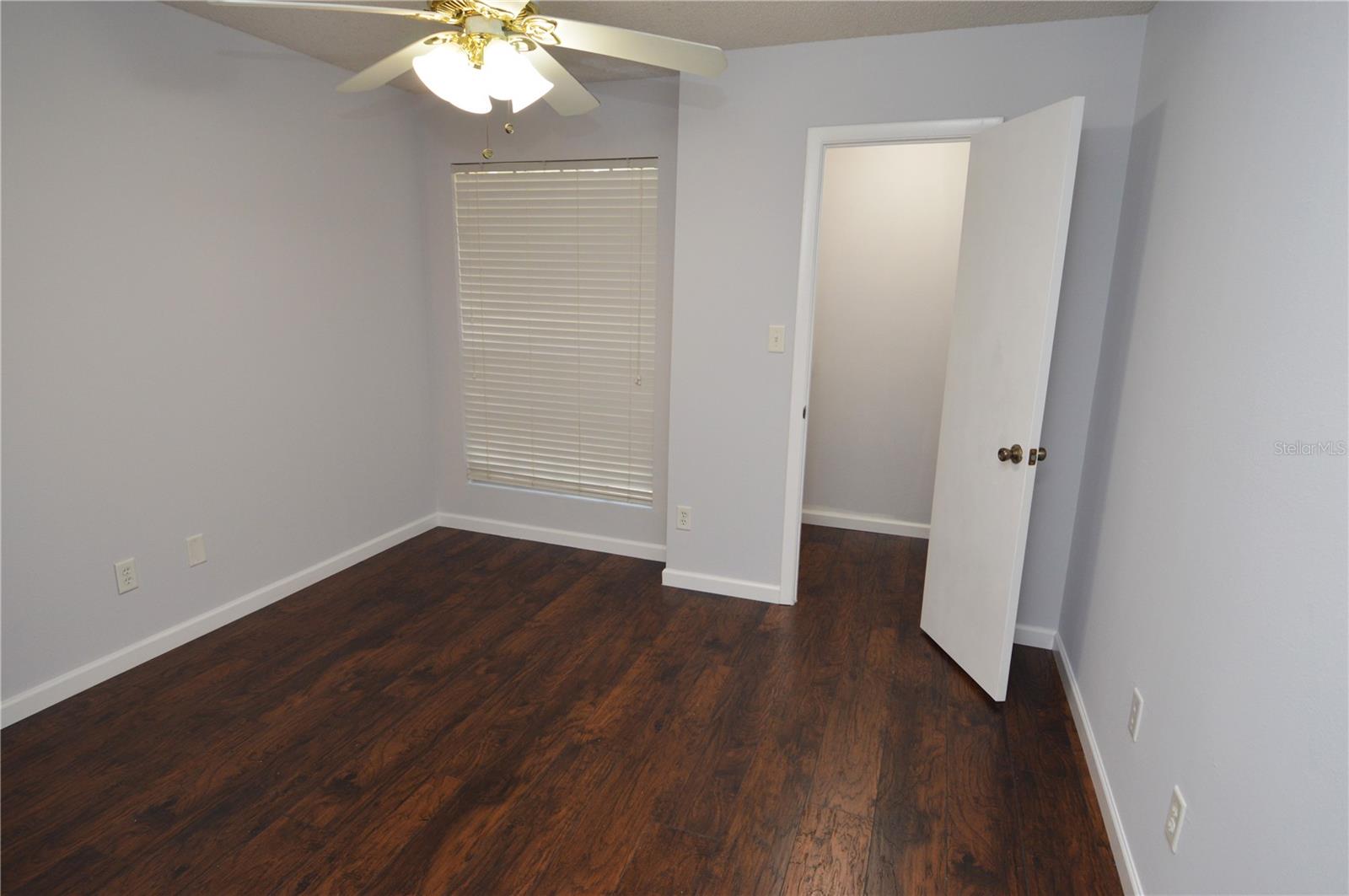 Image 20 of 80 For 8635 Mallard Reserve Drive 201