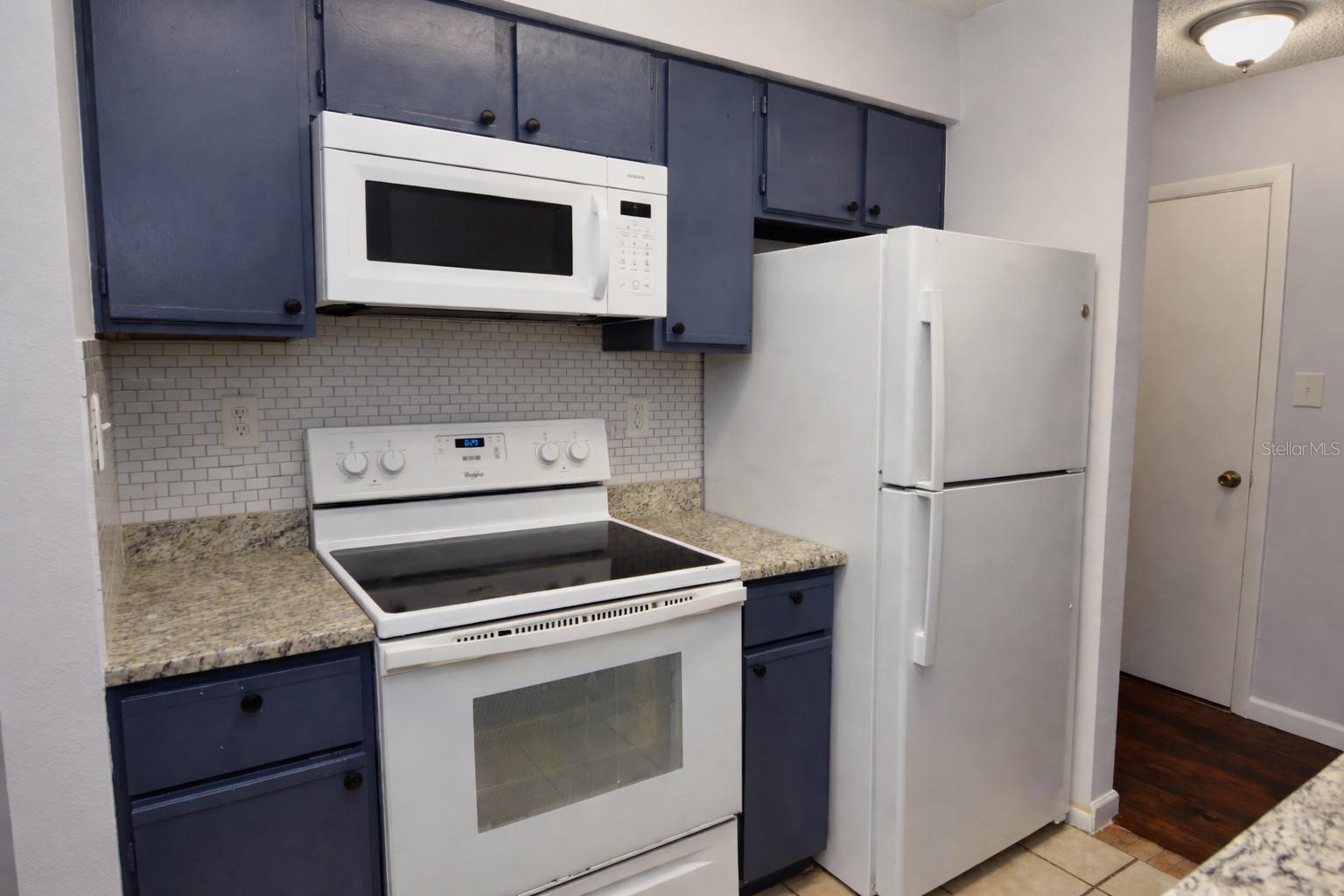 Image 5 of 80 For 8635 Mallard Reserve Drive 201