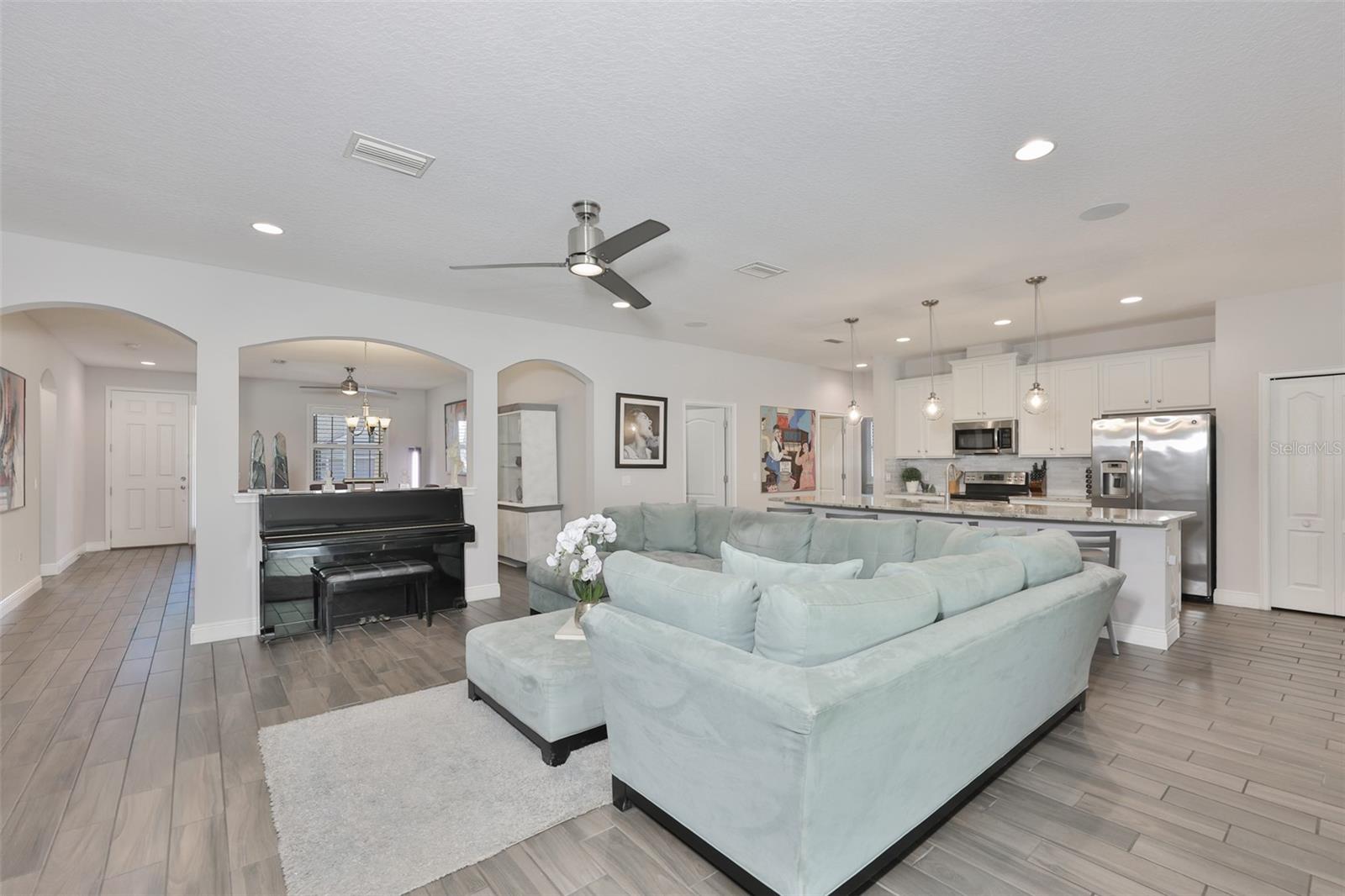 Image 6 of 39 For 11014 Brahman Ranch Circle