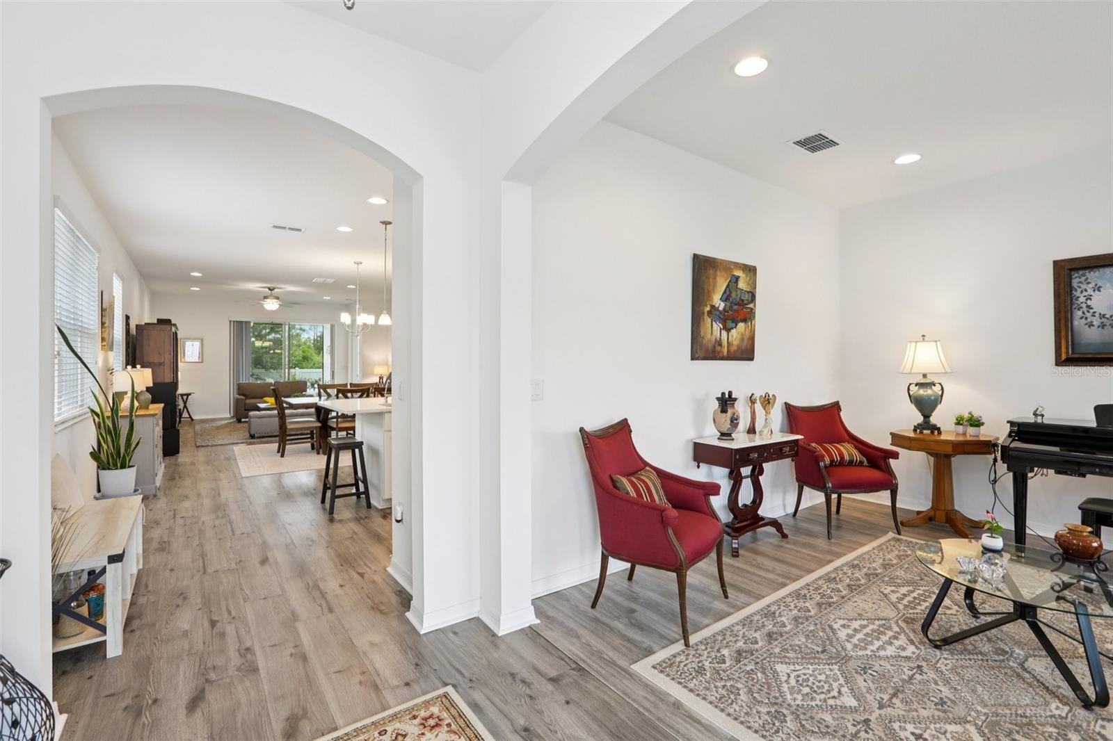 Image 15 of 51 For 7114 Gulf Cypress Avenue