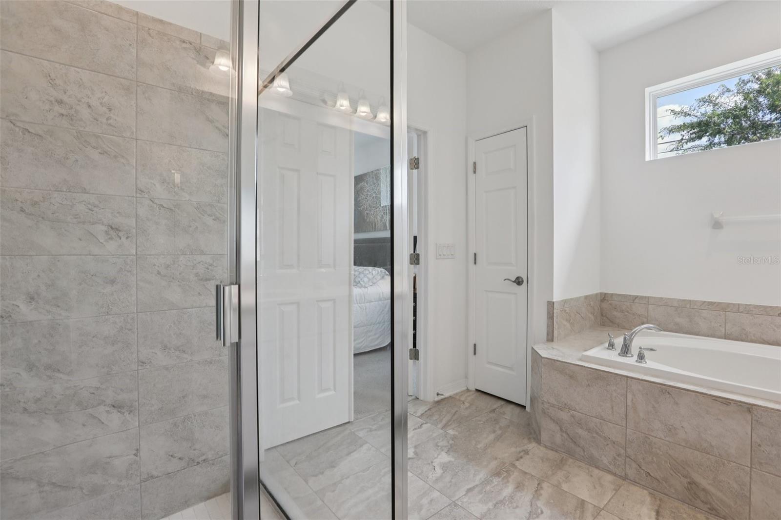 Image 21 of 51 For 7114 Gulf Cypress Avenue