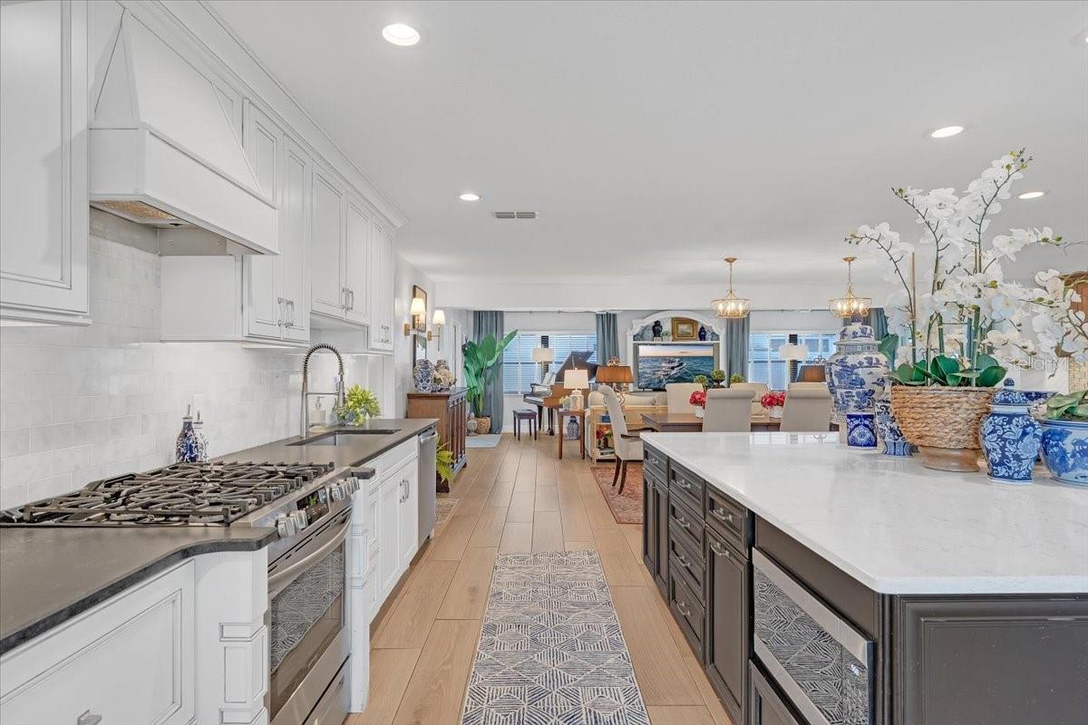 Image 14 of 49 For 6870 13th Avenue N