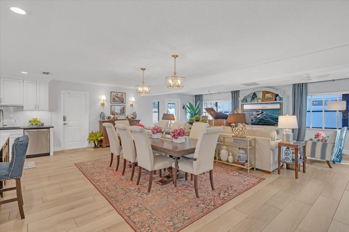 Image 17 of 49 For 6870 13th Avenue N