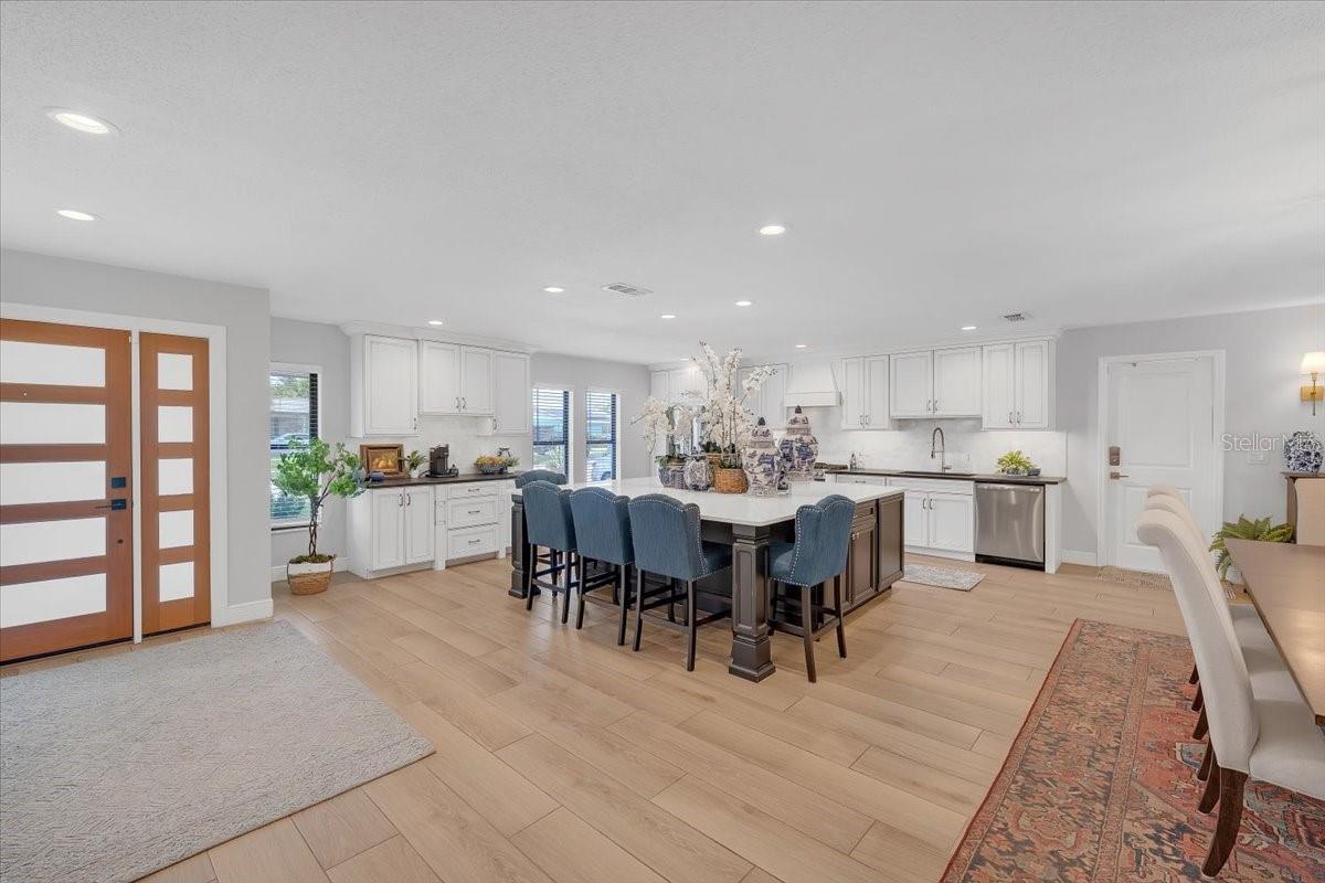 Image 3 of 49 For 6870 13th Avenue N