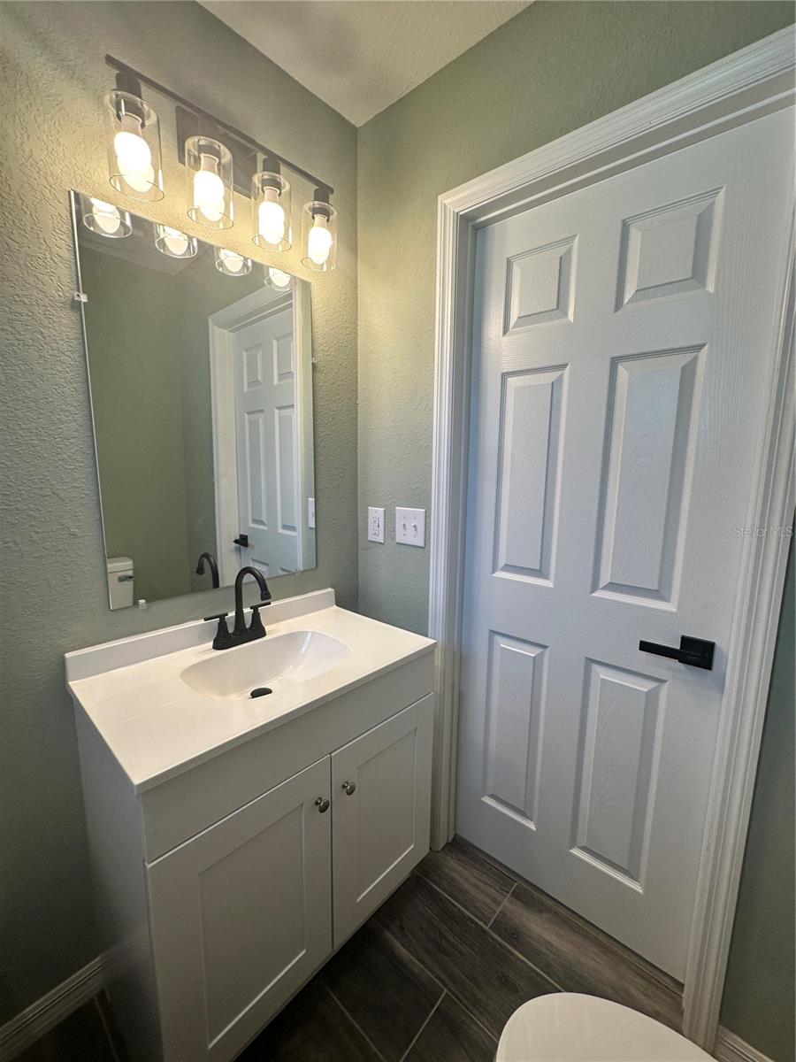 Image 10 of 26 For 2417 Tanglewood Street