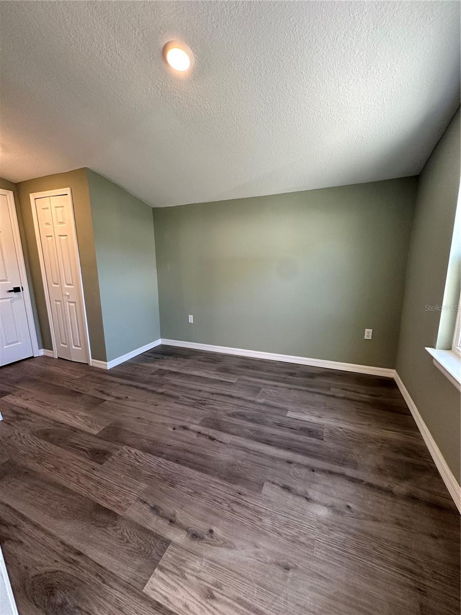 Image 14 of 26 For 2417 Tanglewood Street