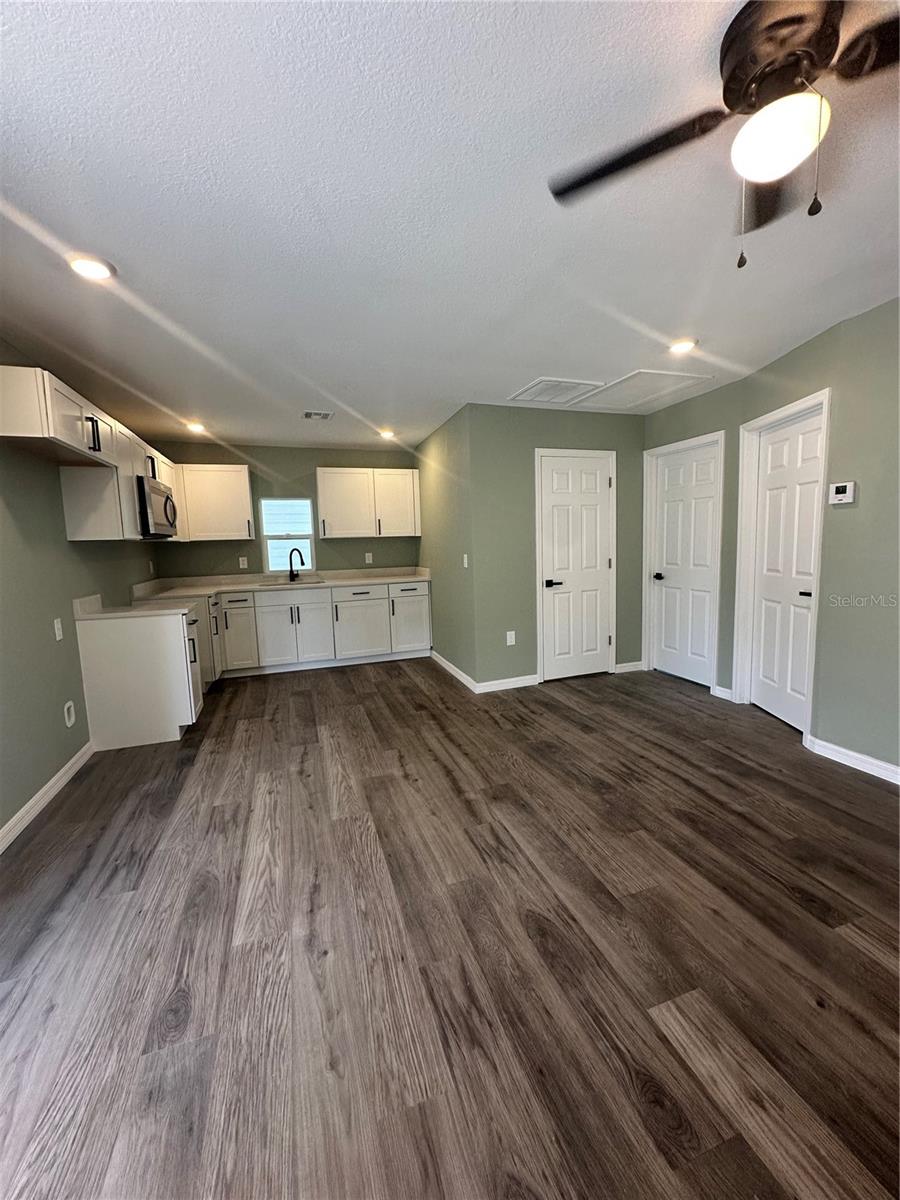 Image 17 of 26 For 2417 Tanglewood Street