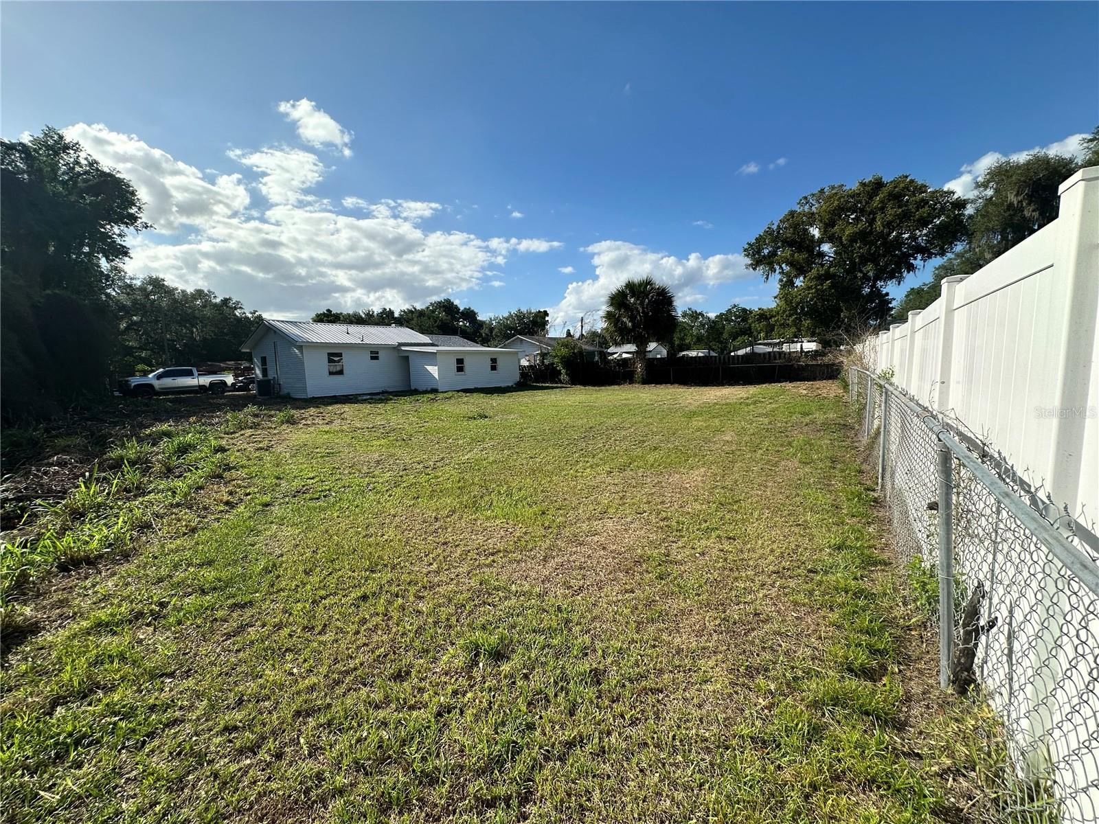 Image 25 of 26 For 2417 Tanglewood Street