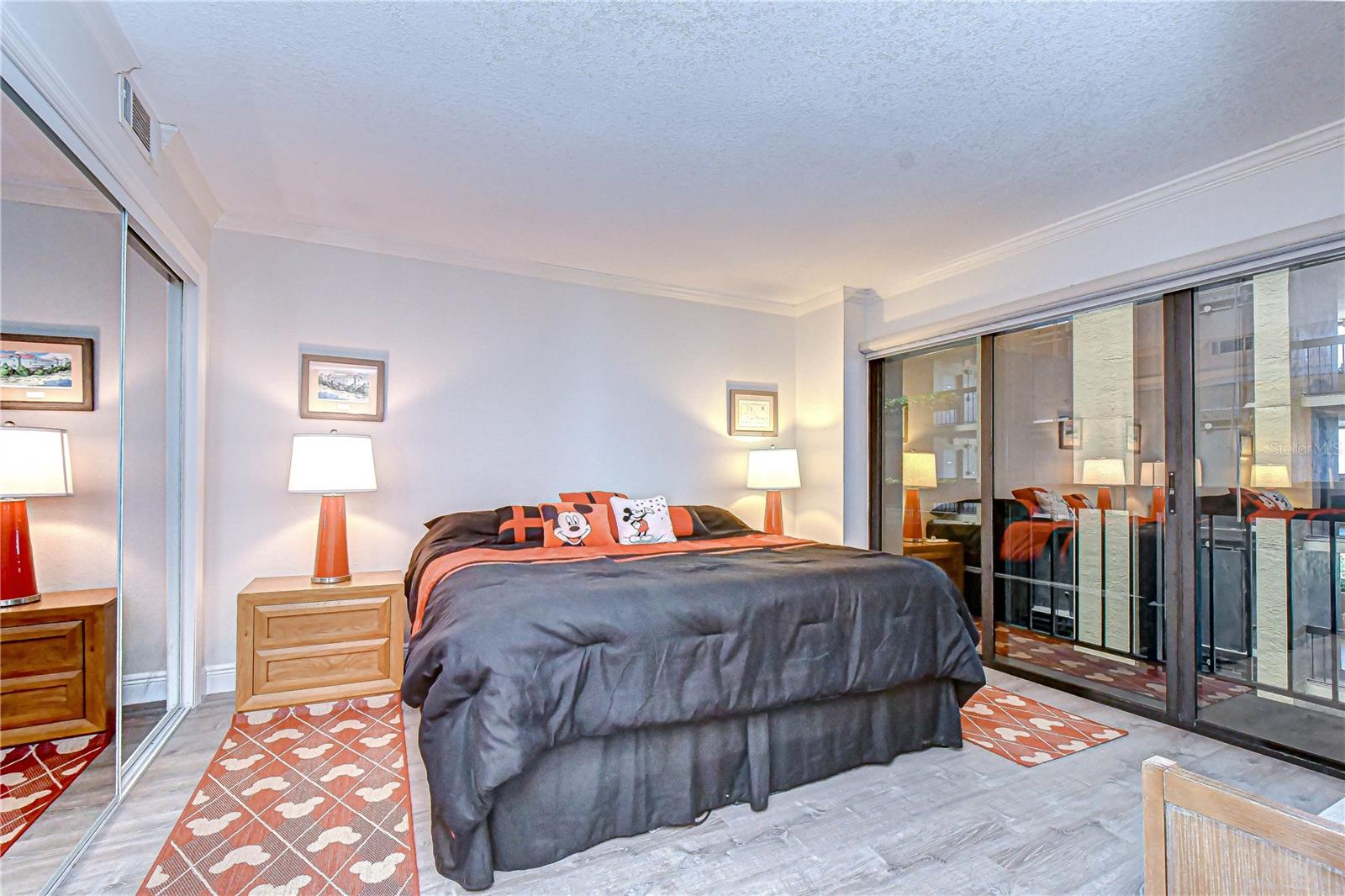 Image 15 of 40 For 2413 Bayshore Boulevard 1003