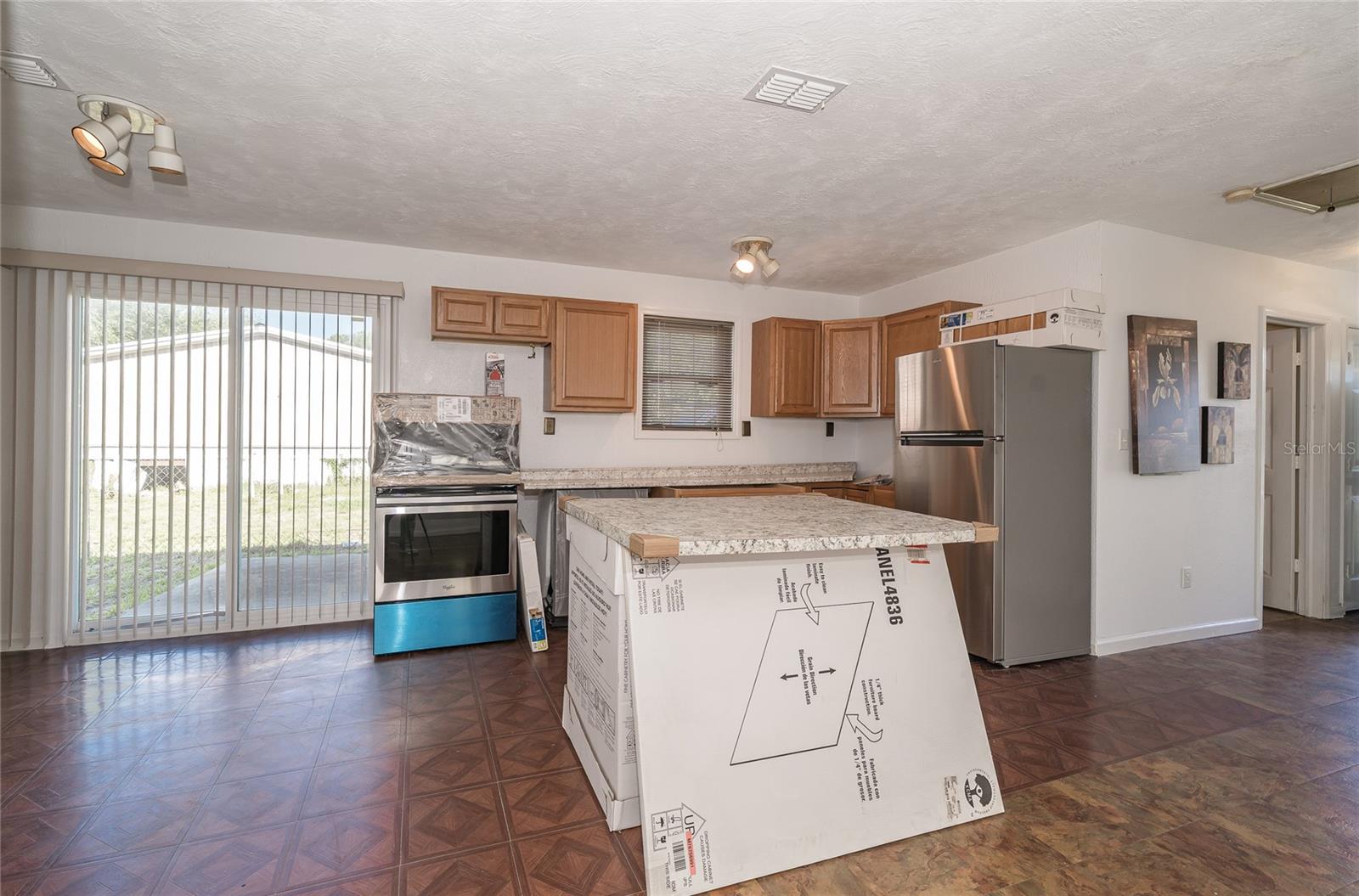 Image 12 of 28 For 16172 Chancas Street