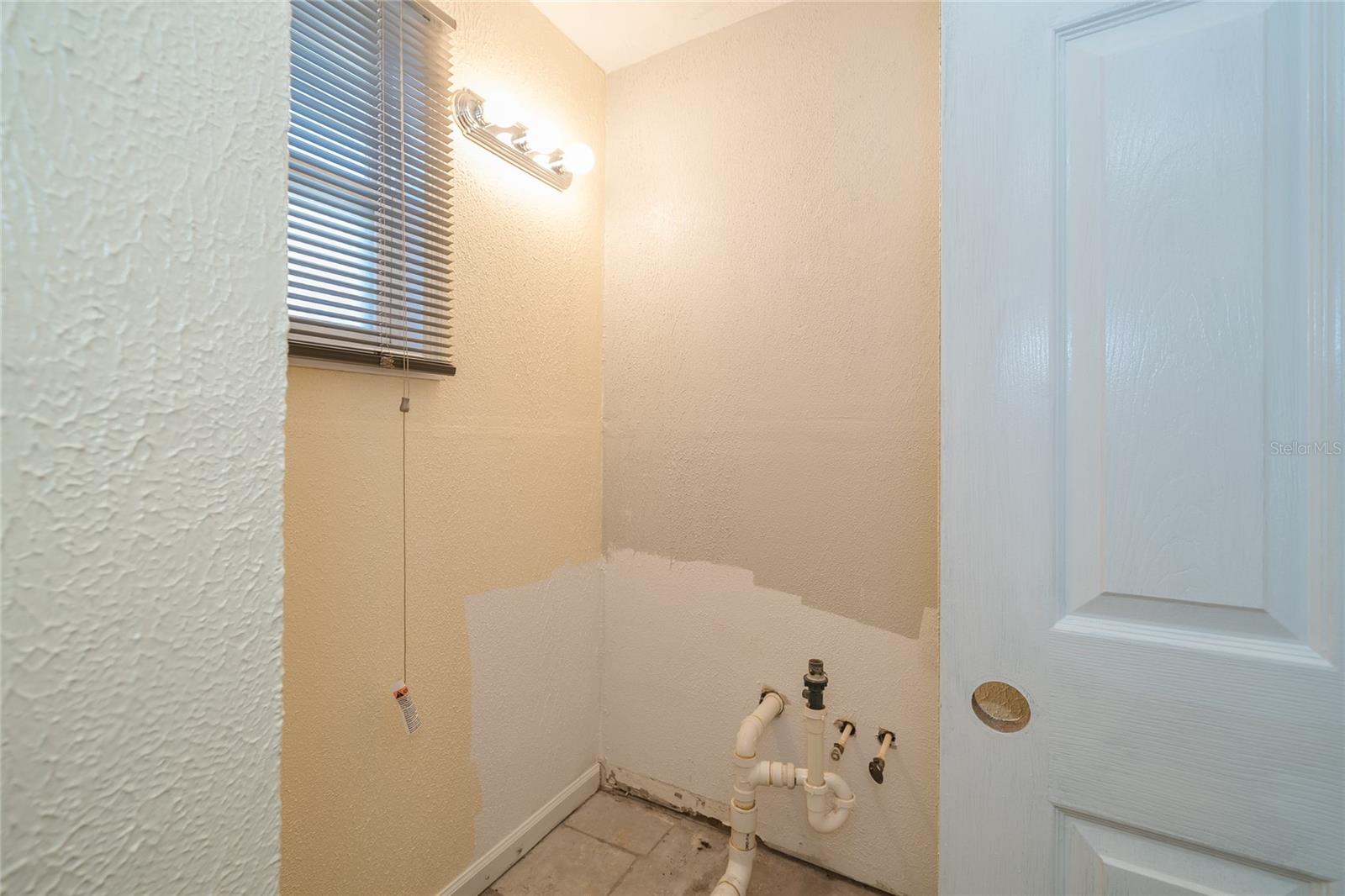 Image 25 of 28 For 16172 Chancas Street