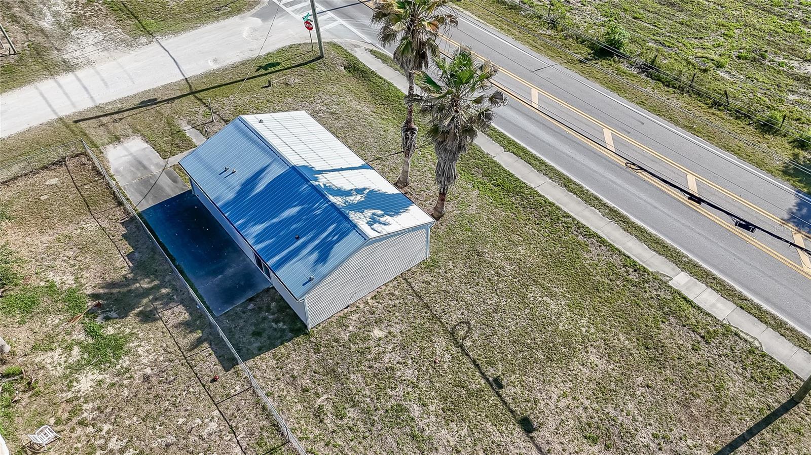 Image 4 of 28 For 16172 Chancas Street