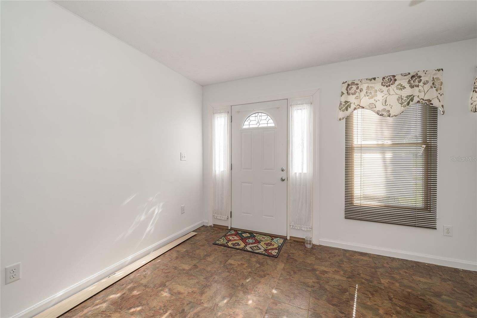 Image 9 of 28 For 16172 Chancas Street