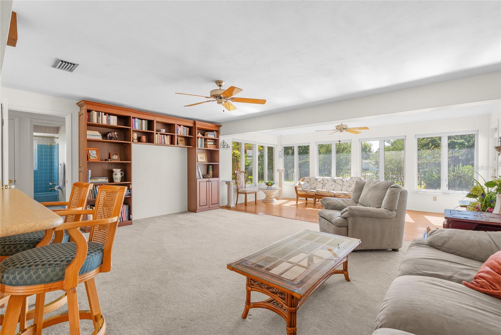 Image 13 of 46 For 962 Corvette Drive