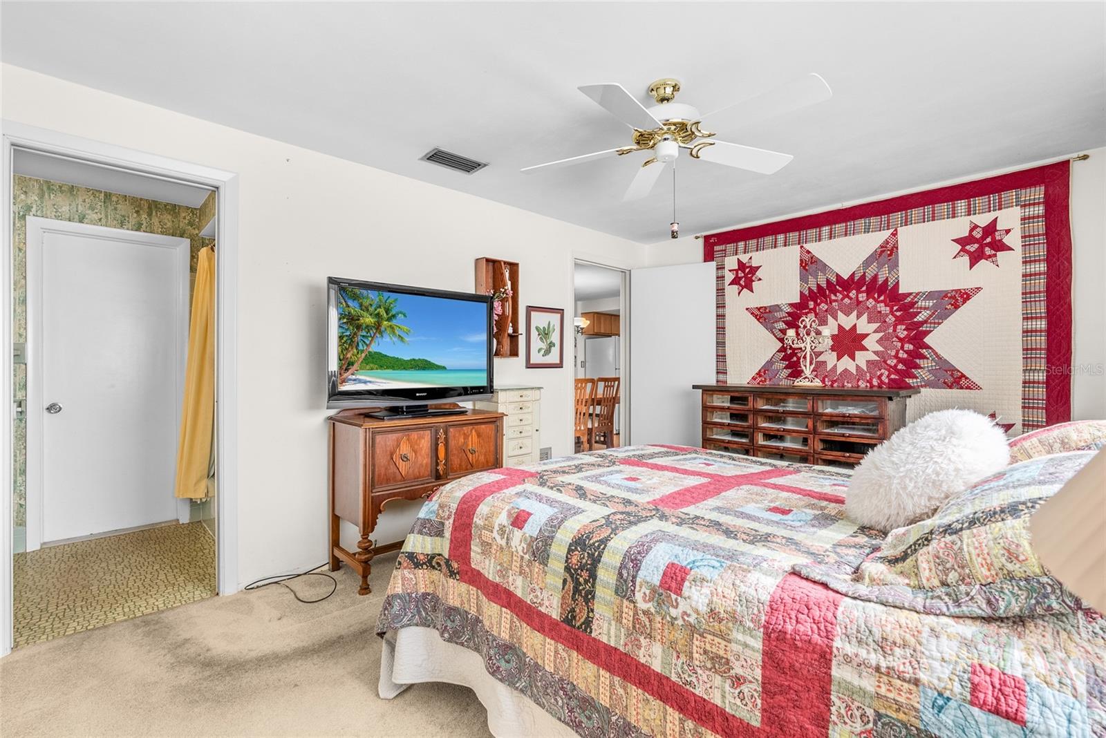 Image 21 of 46 For 962 Corvette Drive