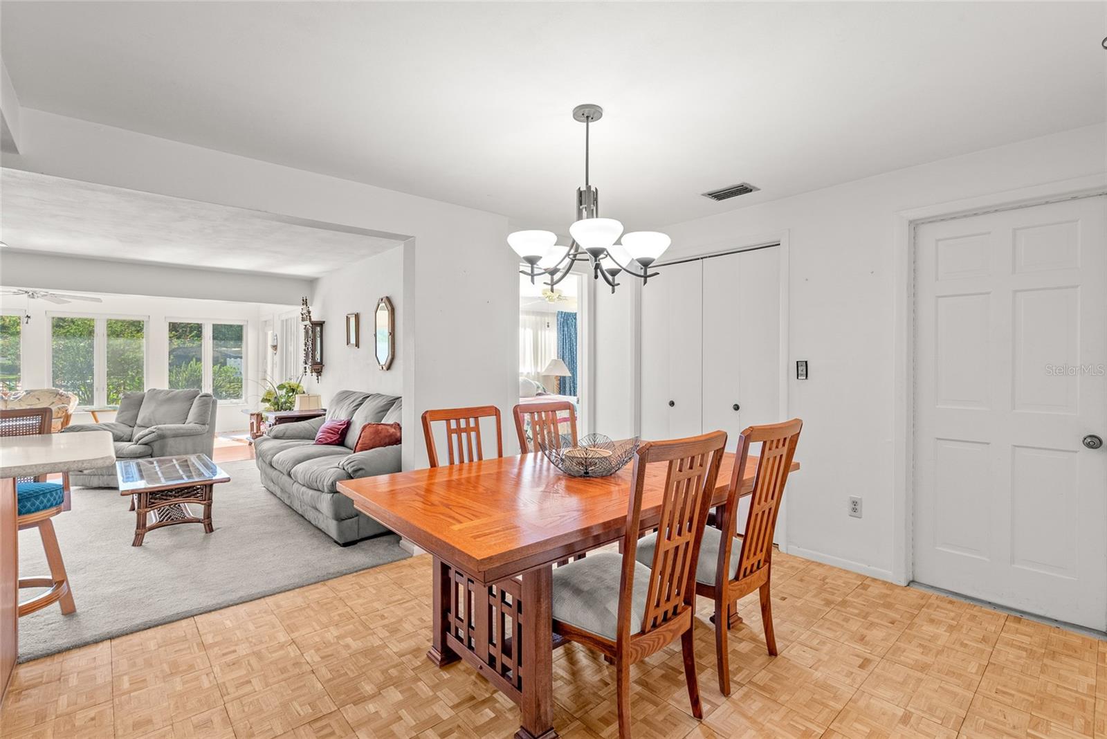 Image 9 of 46 For 962 Corvette Drive