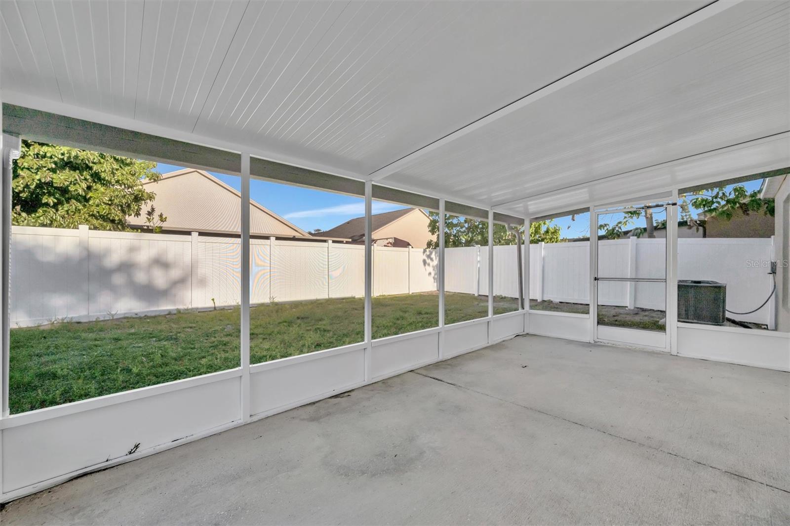 Image 32 of 35 For 9022 Sheldon Chase Drive