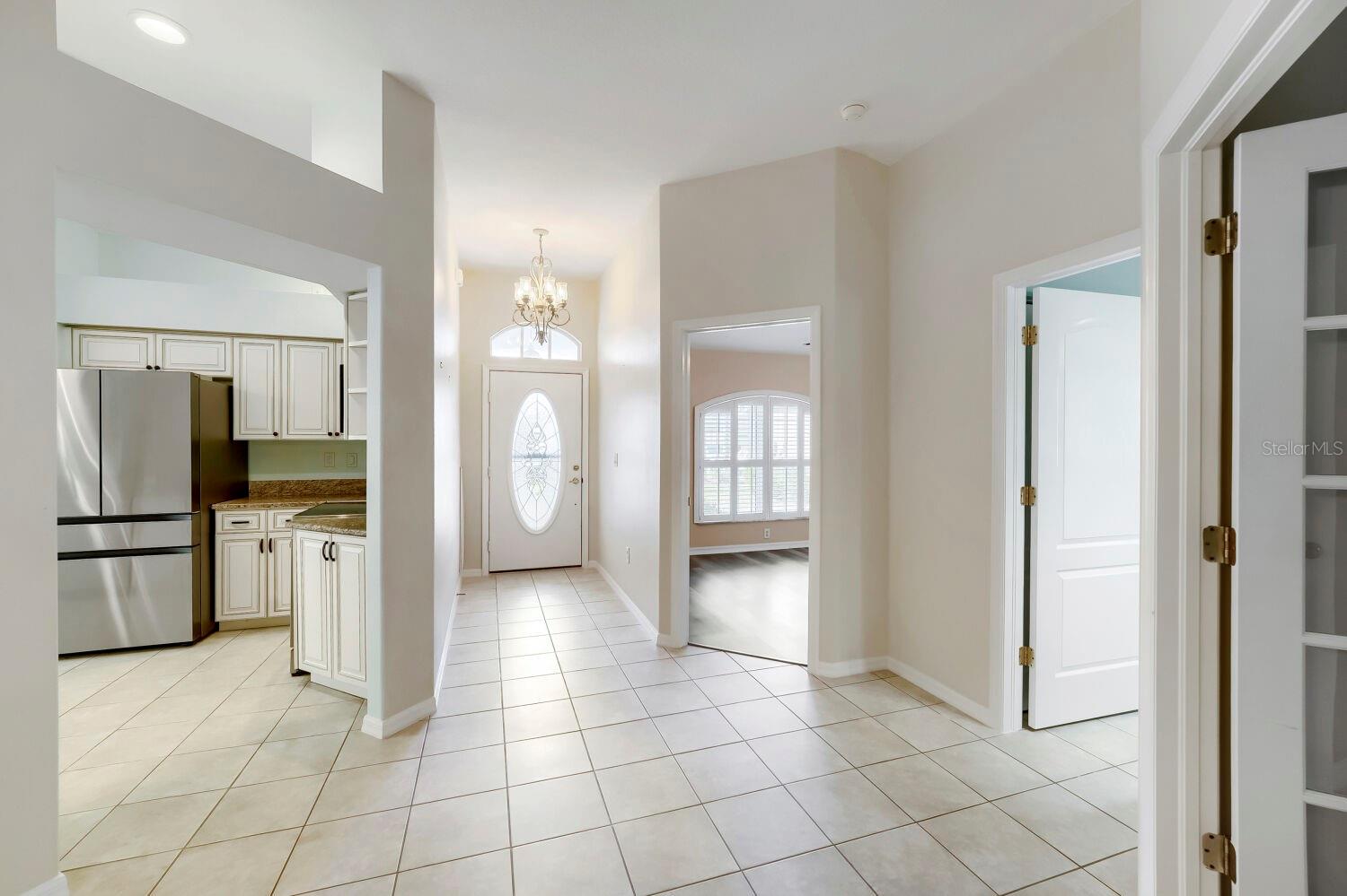 Image 6 of 27 For 11337 Clear Oak Cir