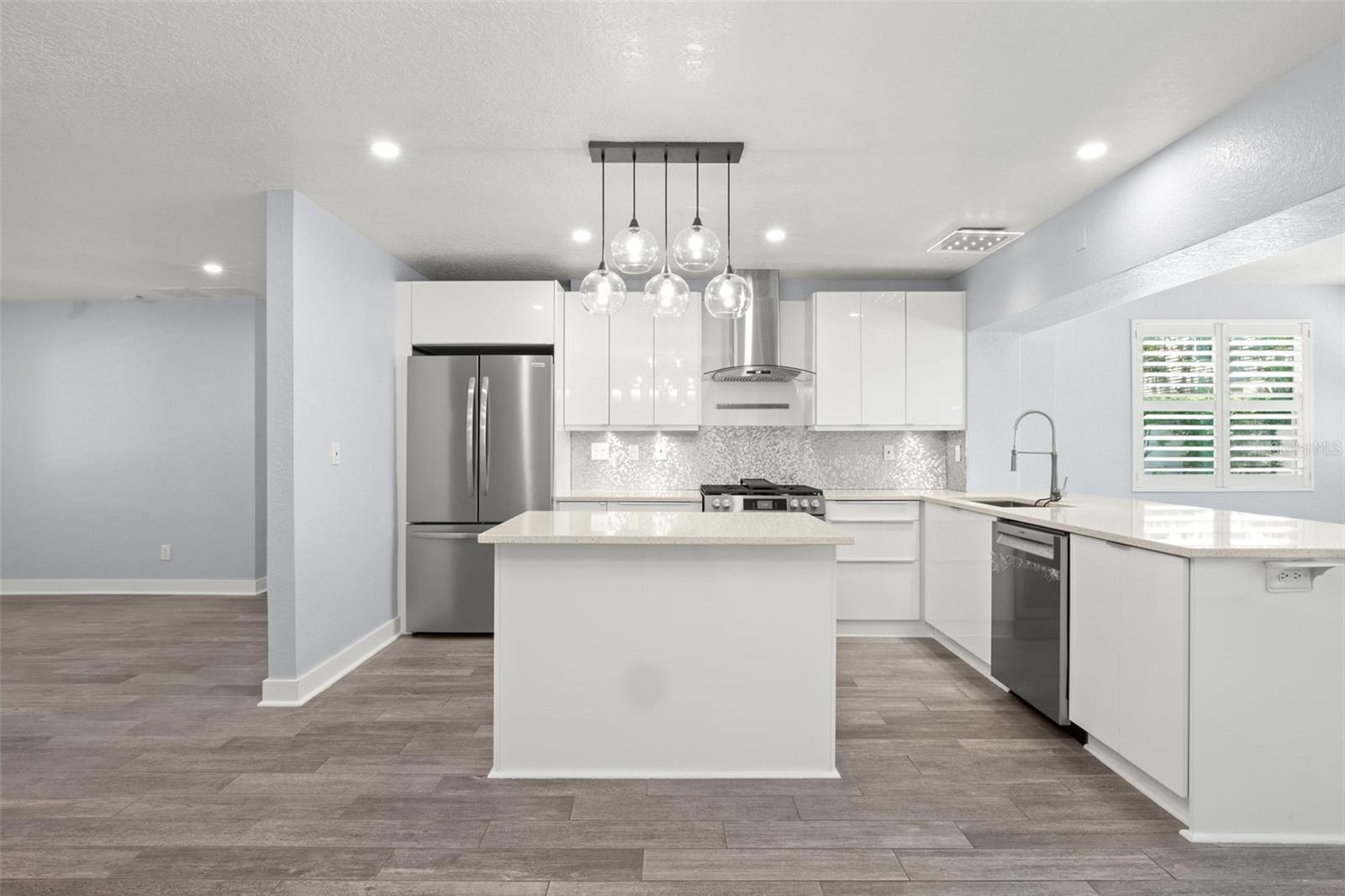 Image 12 of 36 For 4276 14th Lane Ne