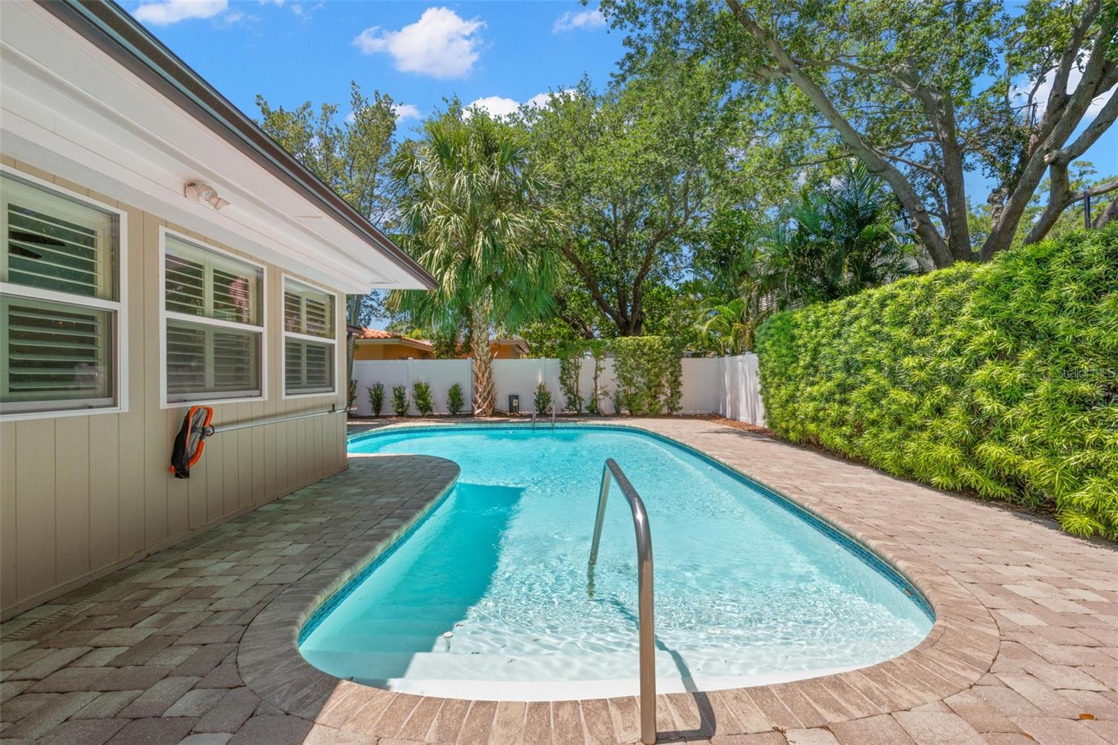 Image 24 of 36 For 4276 14th Lane Ne