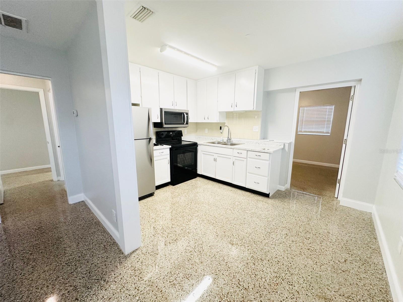 Image 3 of 9 For 3718 138th Avenue 2