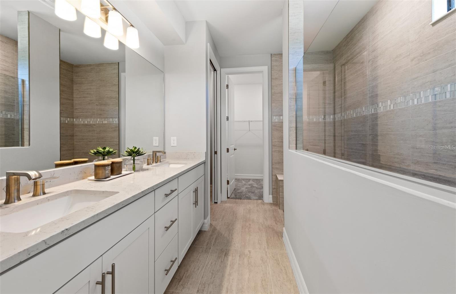 Image 12 of 13 For 7433 Summer Court