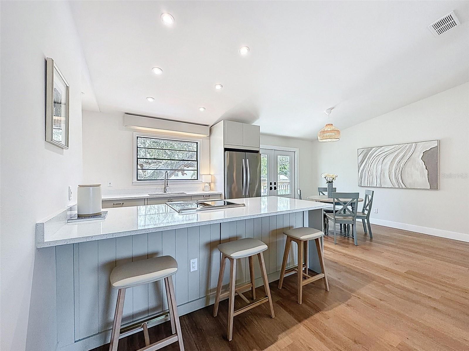 Image 2 of 29 For 1899 Shore Acres Boulevard Ne