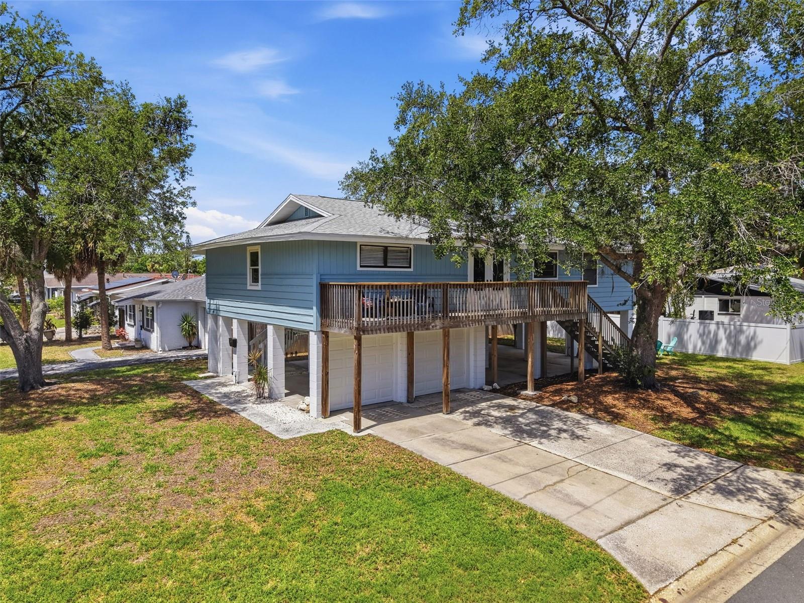 Image 7 of 29 For 1899 Shore Acres Boulevard Ne