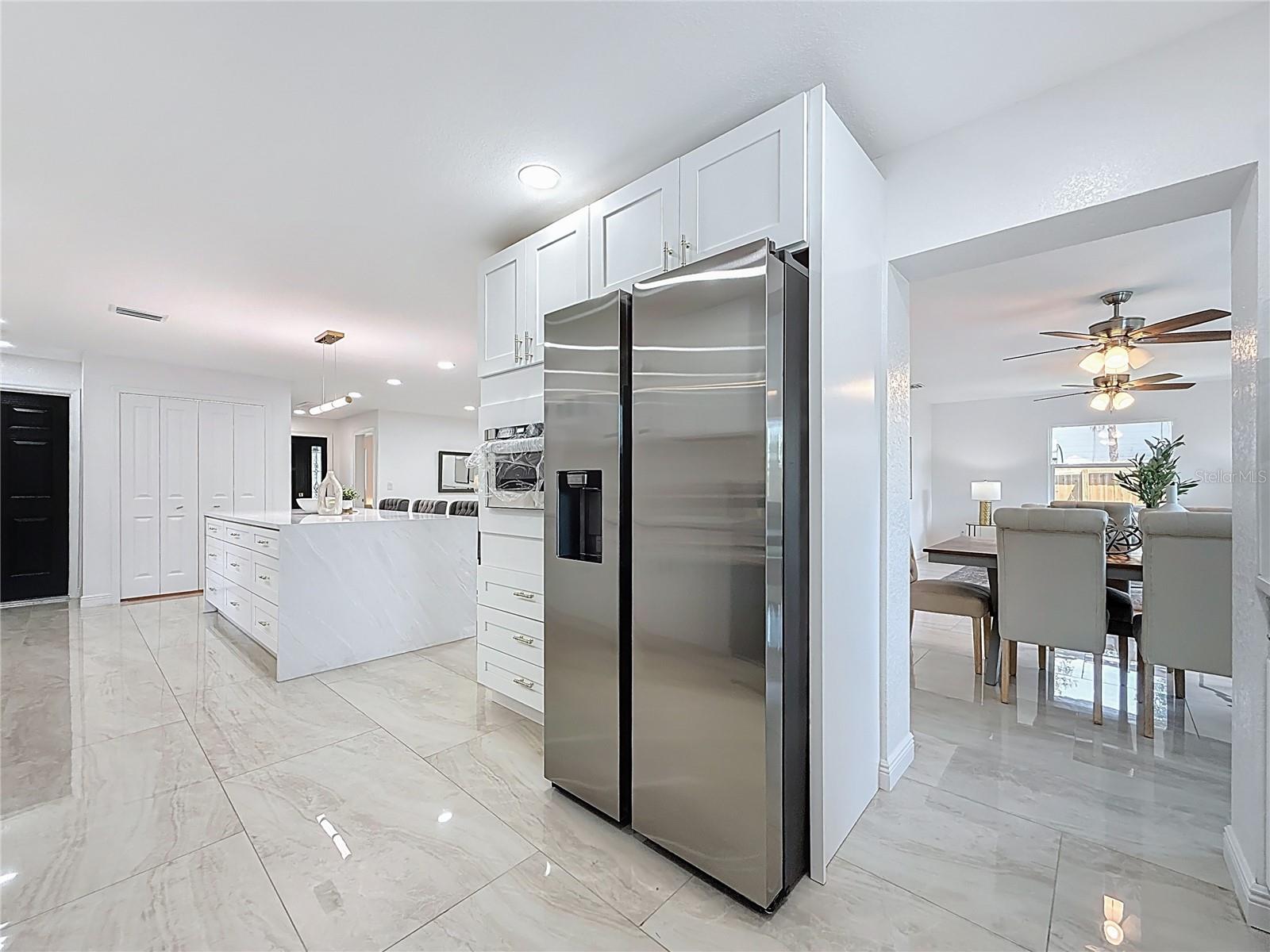 Image 13 of 46 For 910 Alcazar Way S