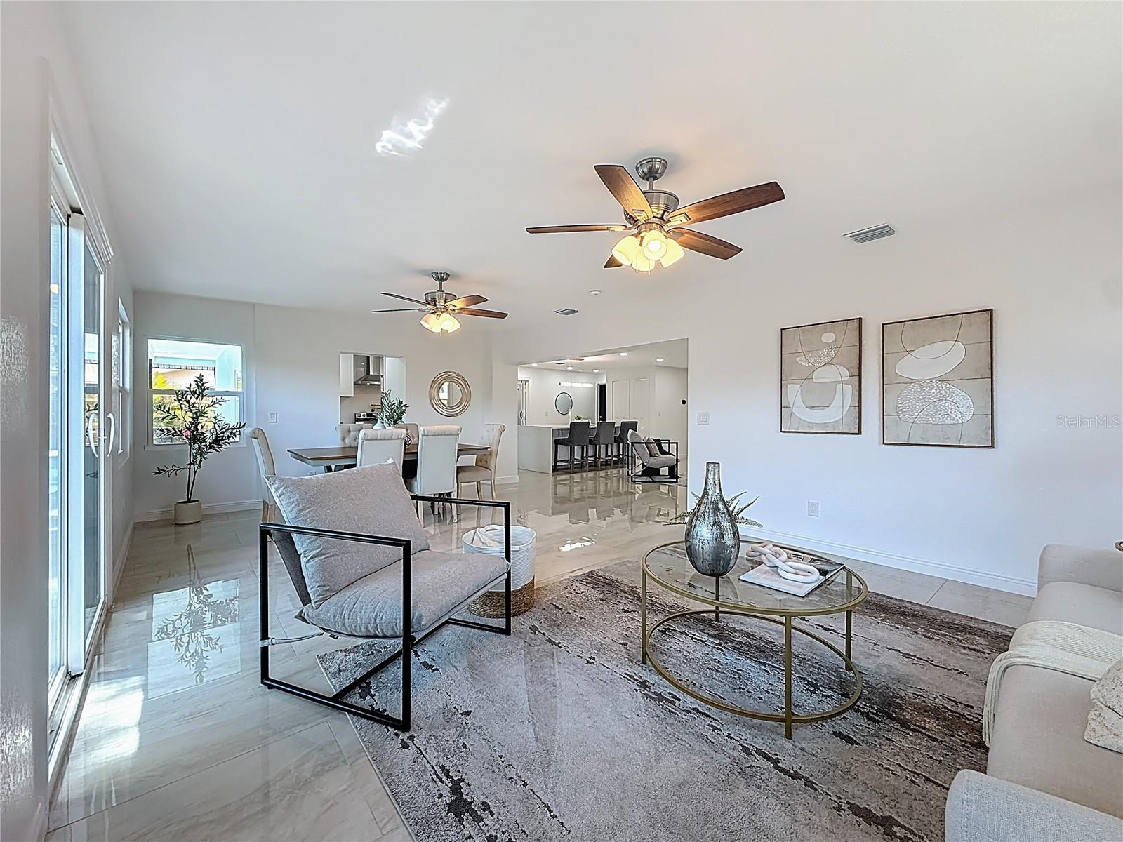 Image 24 of 46 For 910 Alcazar Way S