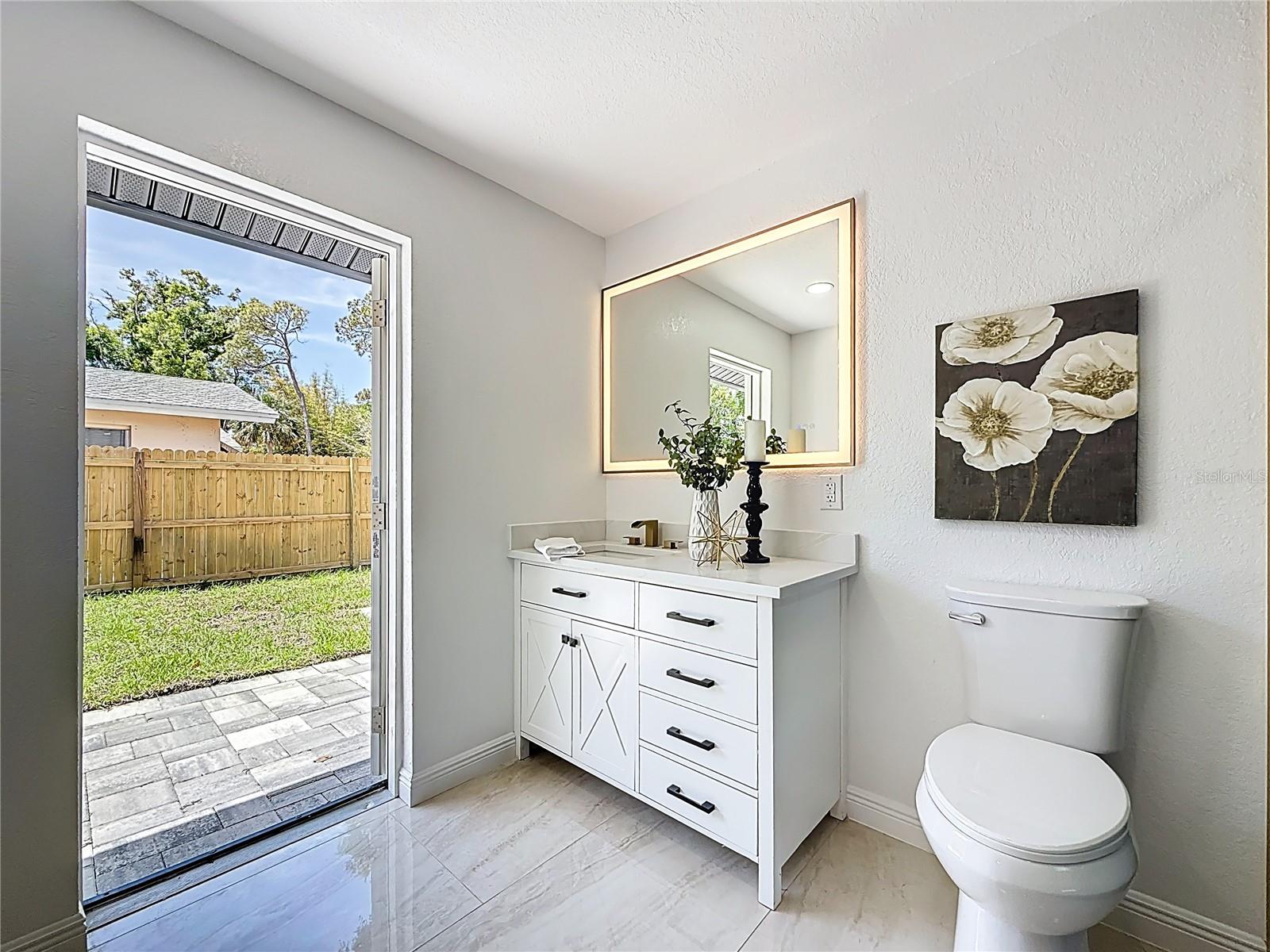 Image 32 of 46 For 910 Alcazar Way S